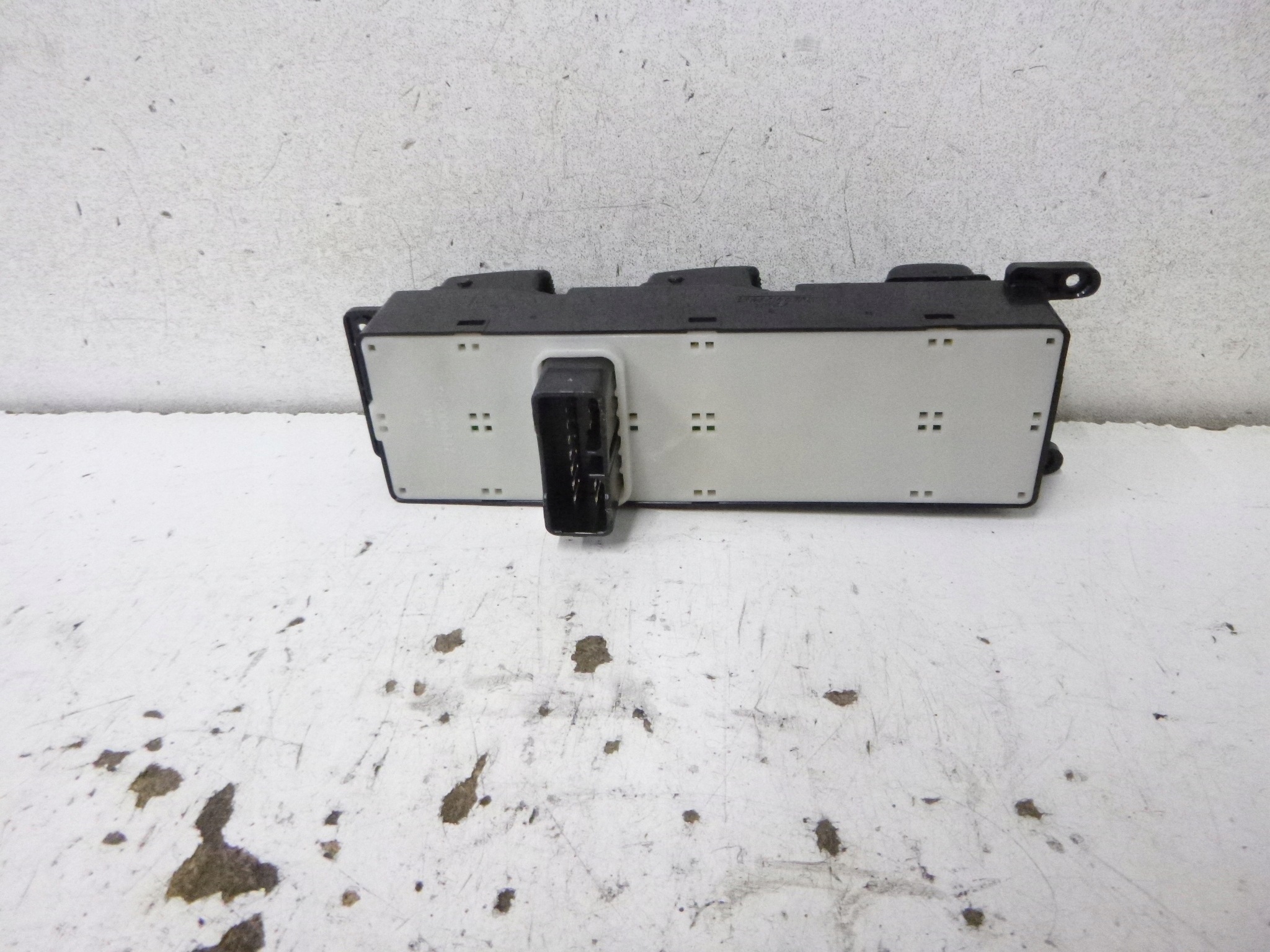 window control switch front left Kia Rio II 93570-1G110 2006r.