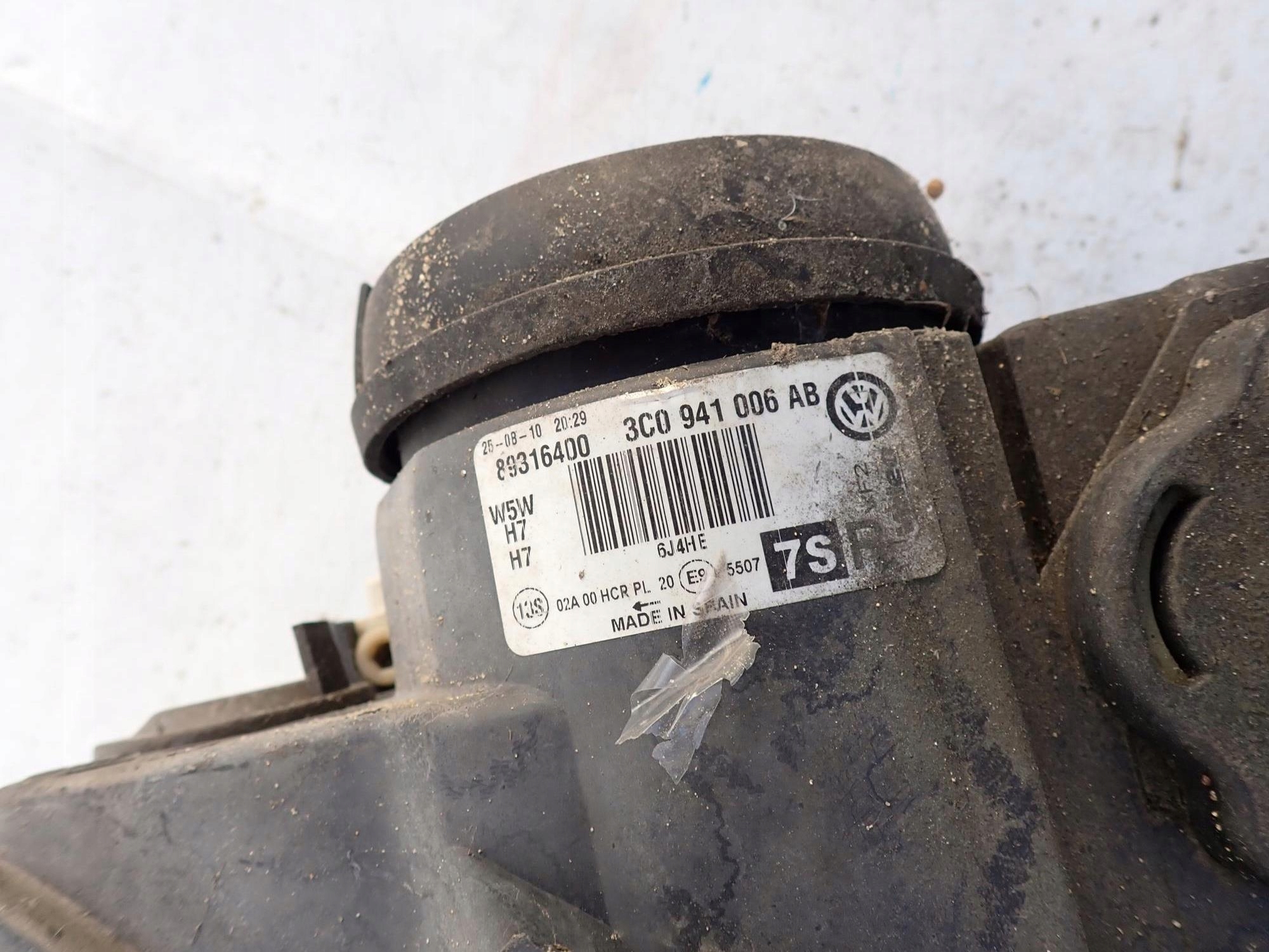 VW PASSAT B6 05-10 light front front right