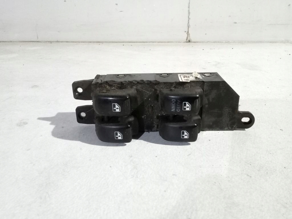 Hyundai Santa Fe and panel window control switch