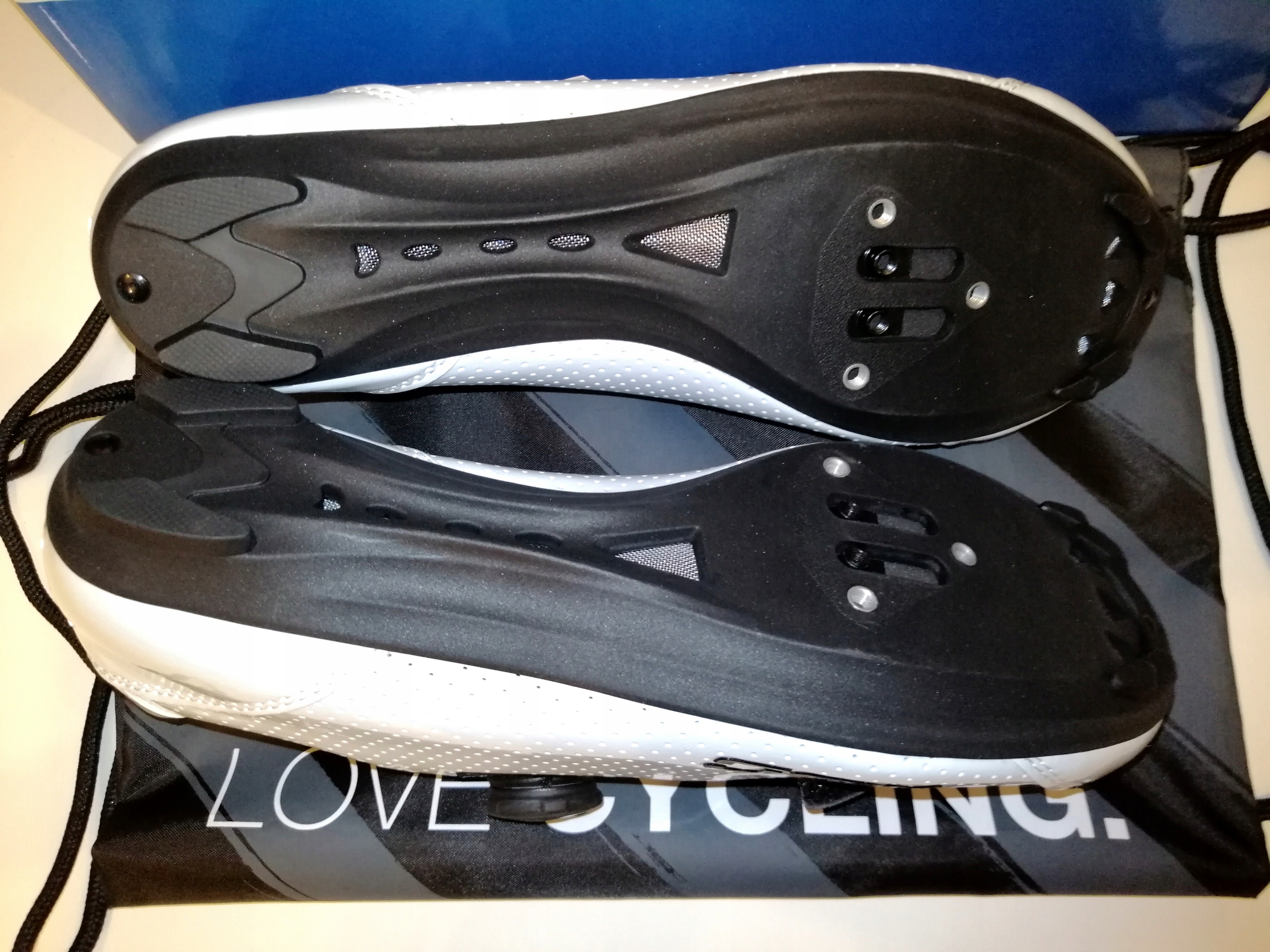 PROFESJONALNE BUTY SZOSOWE SPD XLC CB-R09 BOA 41 % Rozmiar 41