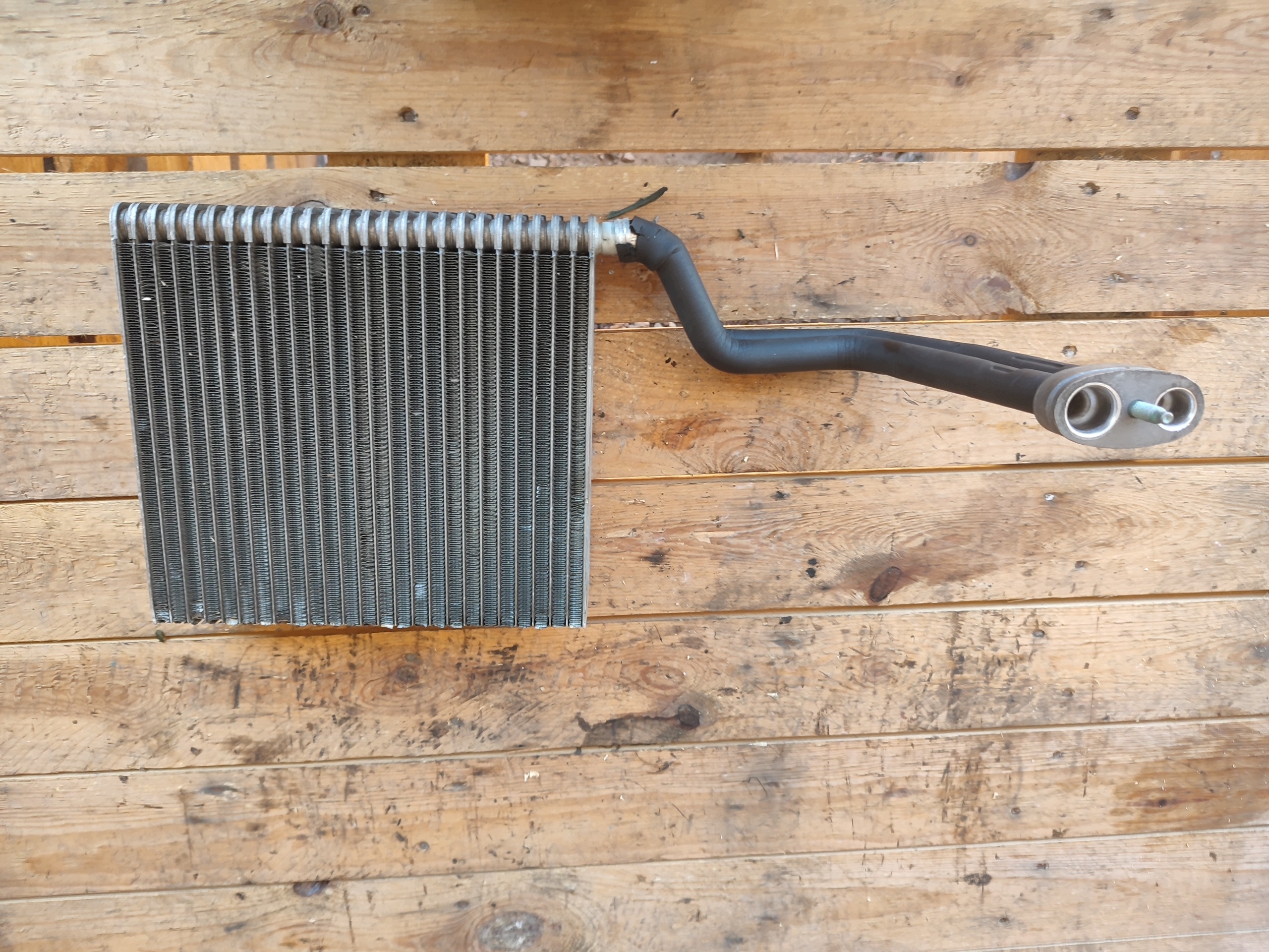 radiator heater AUDI S4 A4 B6 B7 8E2820103A