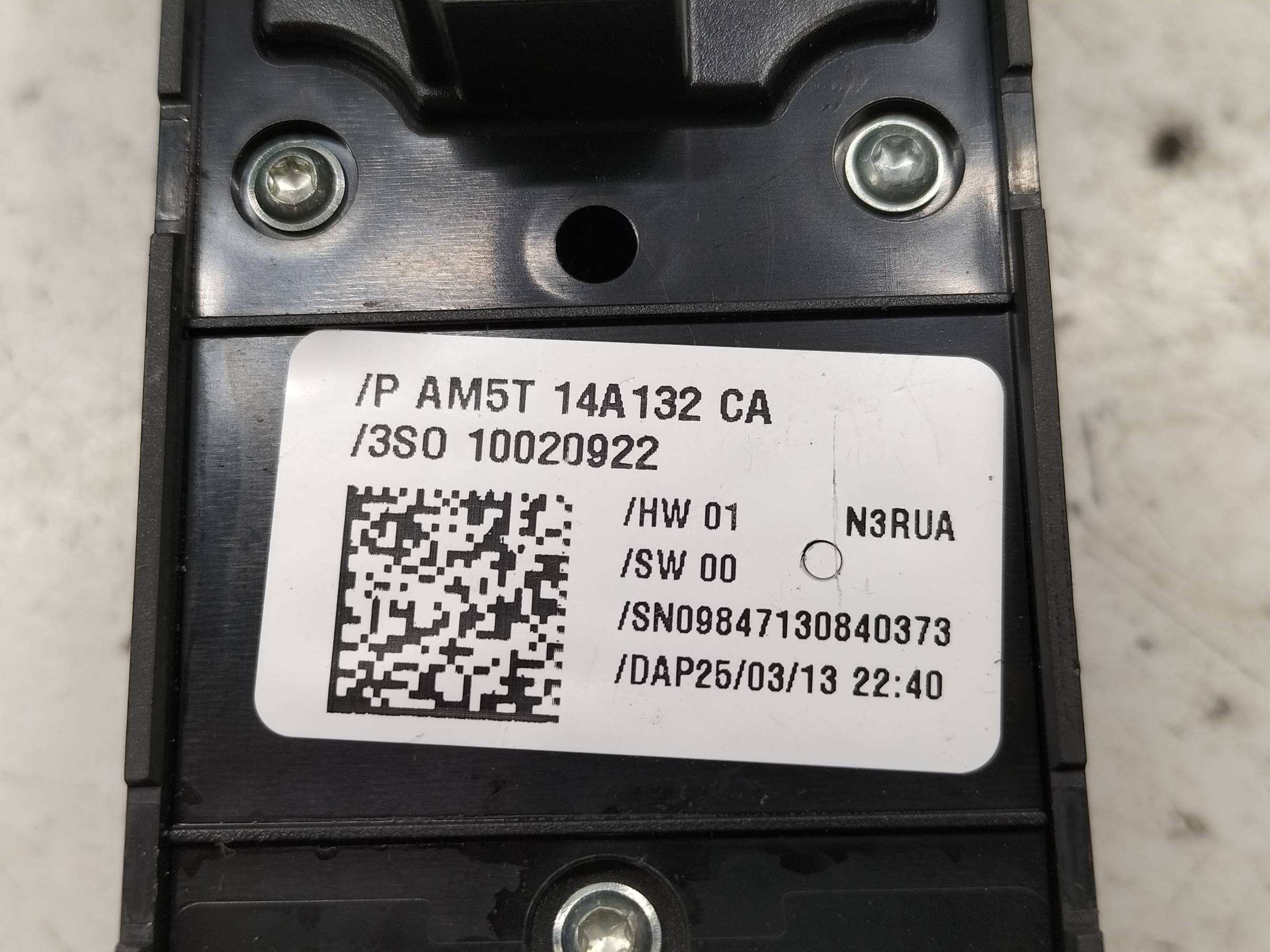 window control switch left front AM5T-14A132-CA Ford Focus Mk3 (2010-2019)