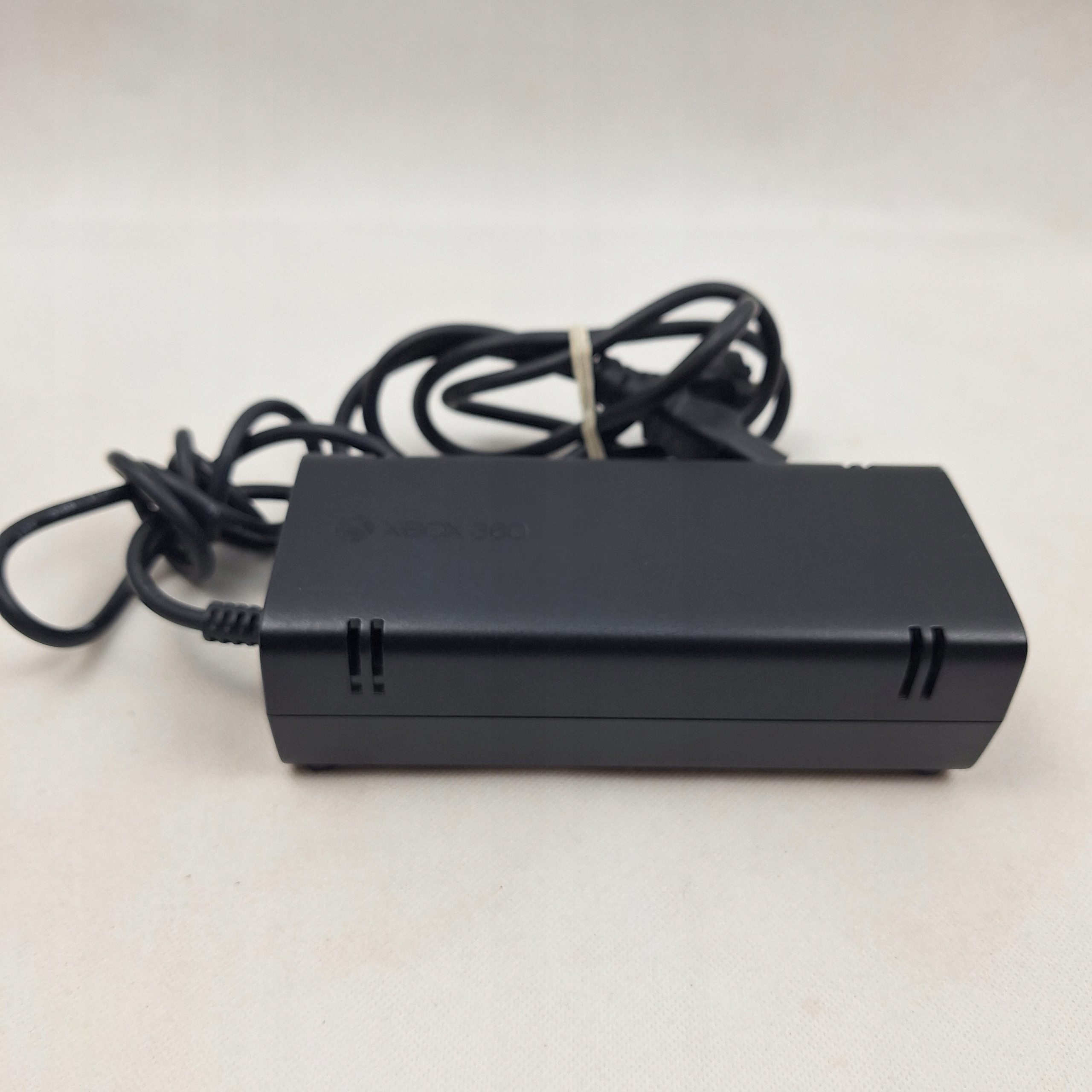 ORYGINALNY ZASILACZ DO KONSOLI XBOX 360 SLIM E 100% ORYGINAŁ + KABEL ZESTAW Kod producenta A11-120PZA