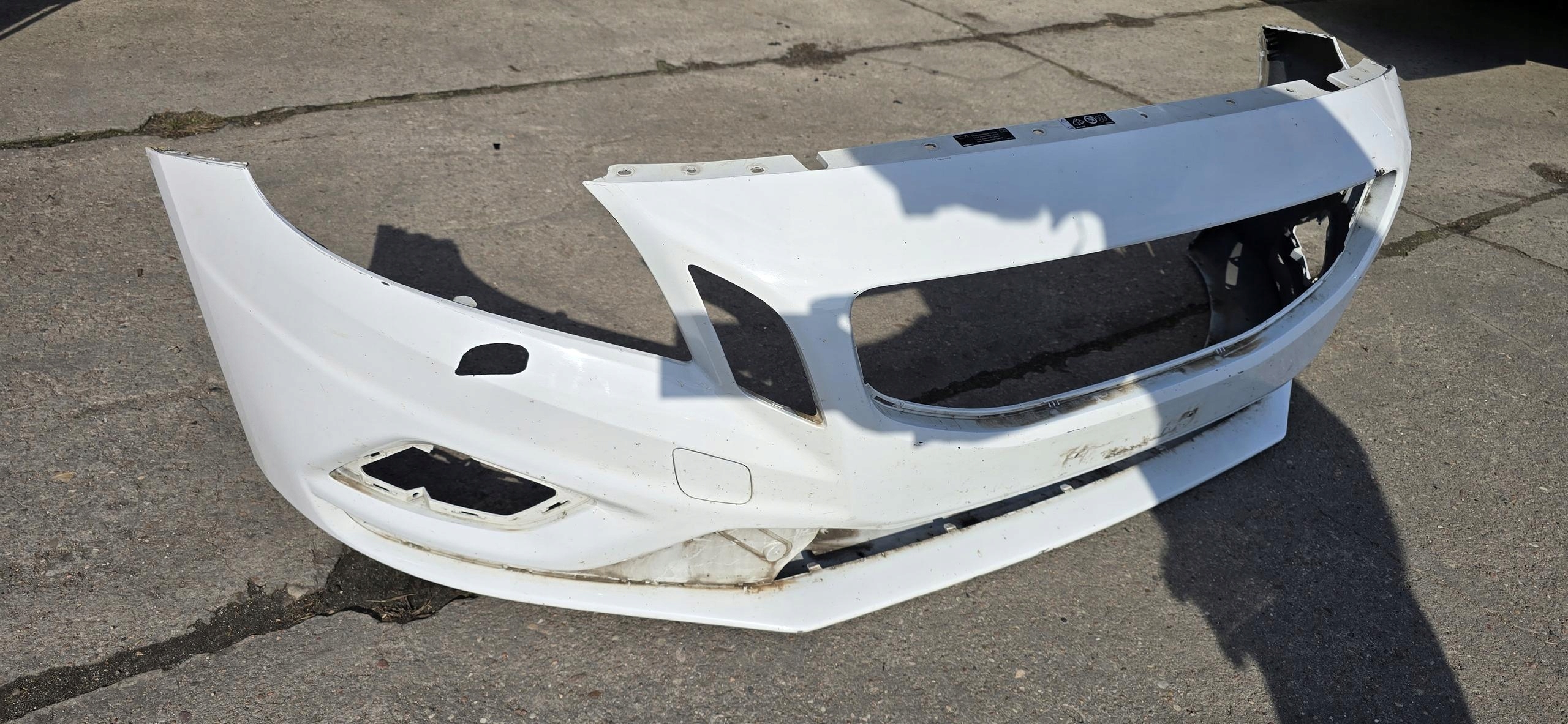 front bumper front VOLVO S60 II V60 and R-design 31290975 before LIFT