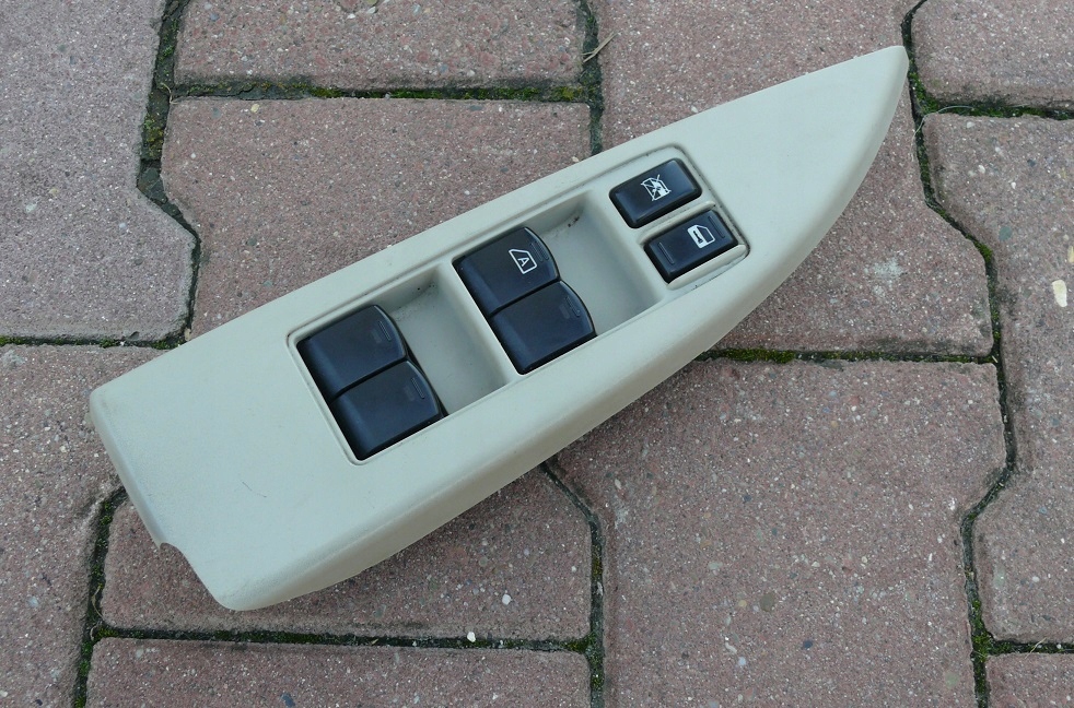 control panel SZYBAMI left SUBARU LEGACY V 5 EU