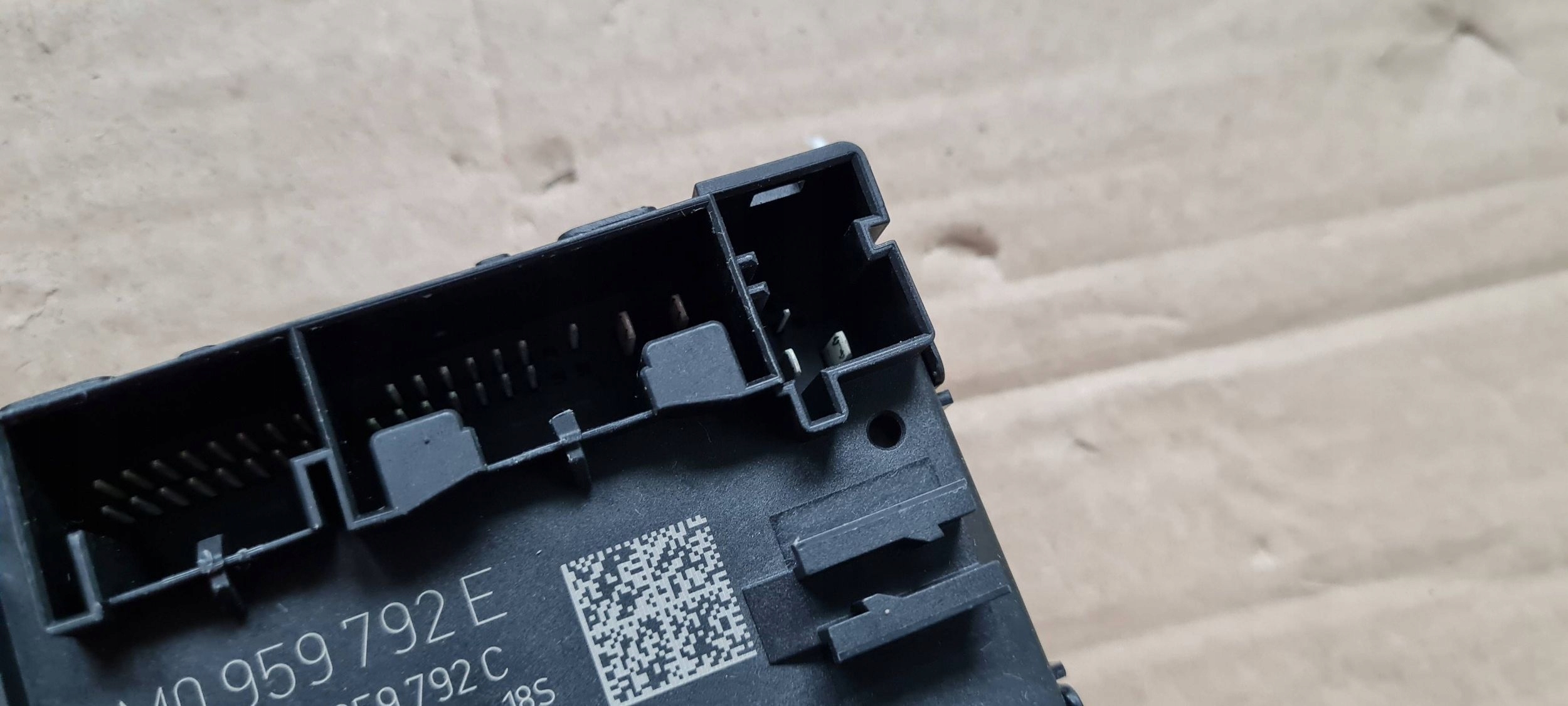 S4 B9 8W A4 module control unit door right front 4M0959792E A5 8W S5