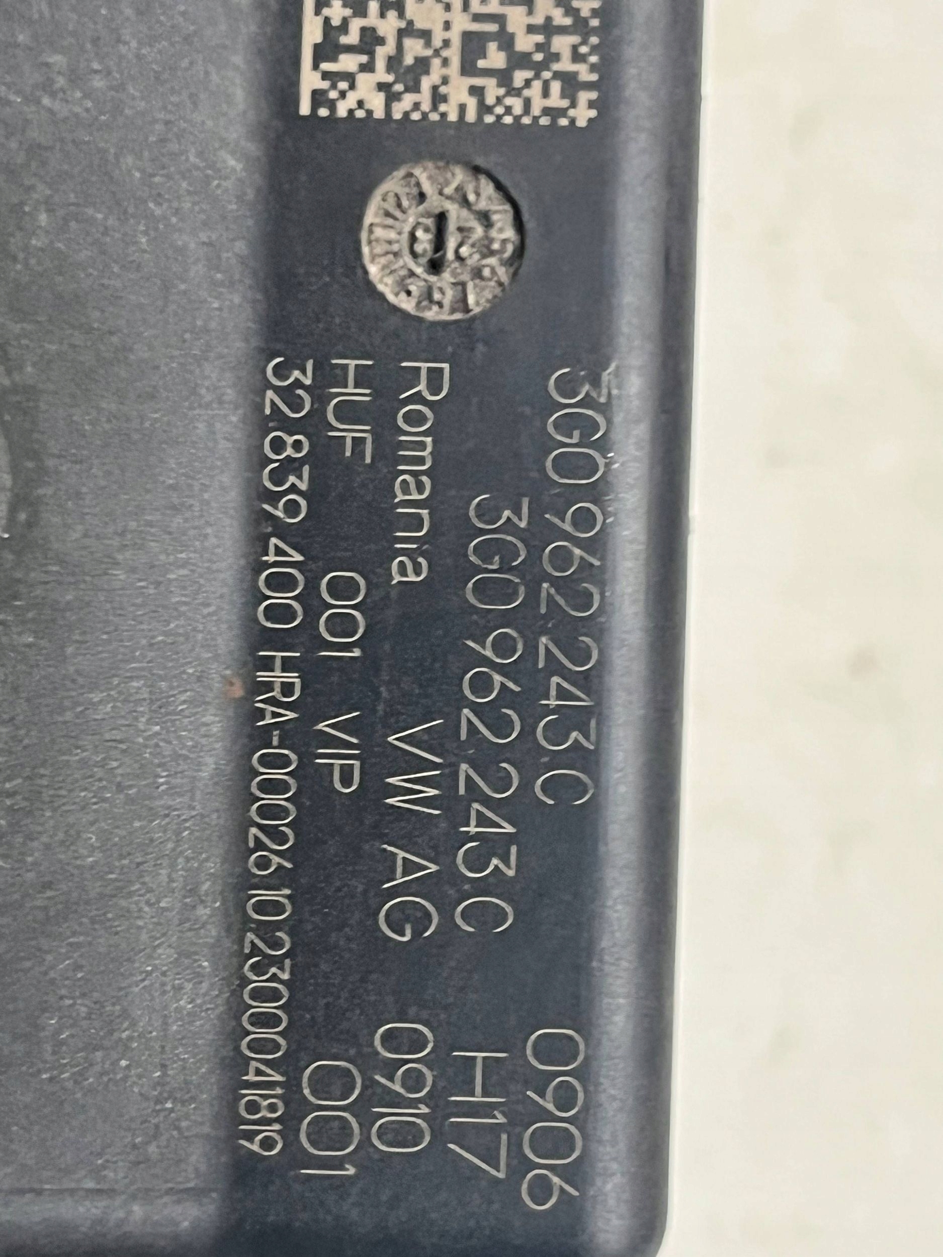 Module pour l’ouverture du capot VW AUDI PORSCHE 3G0962243C !J