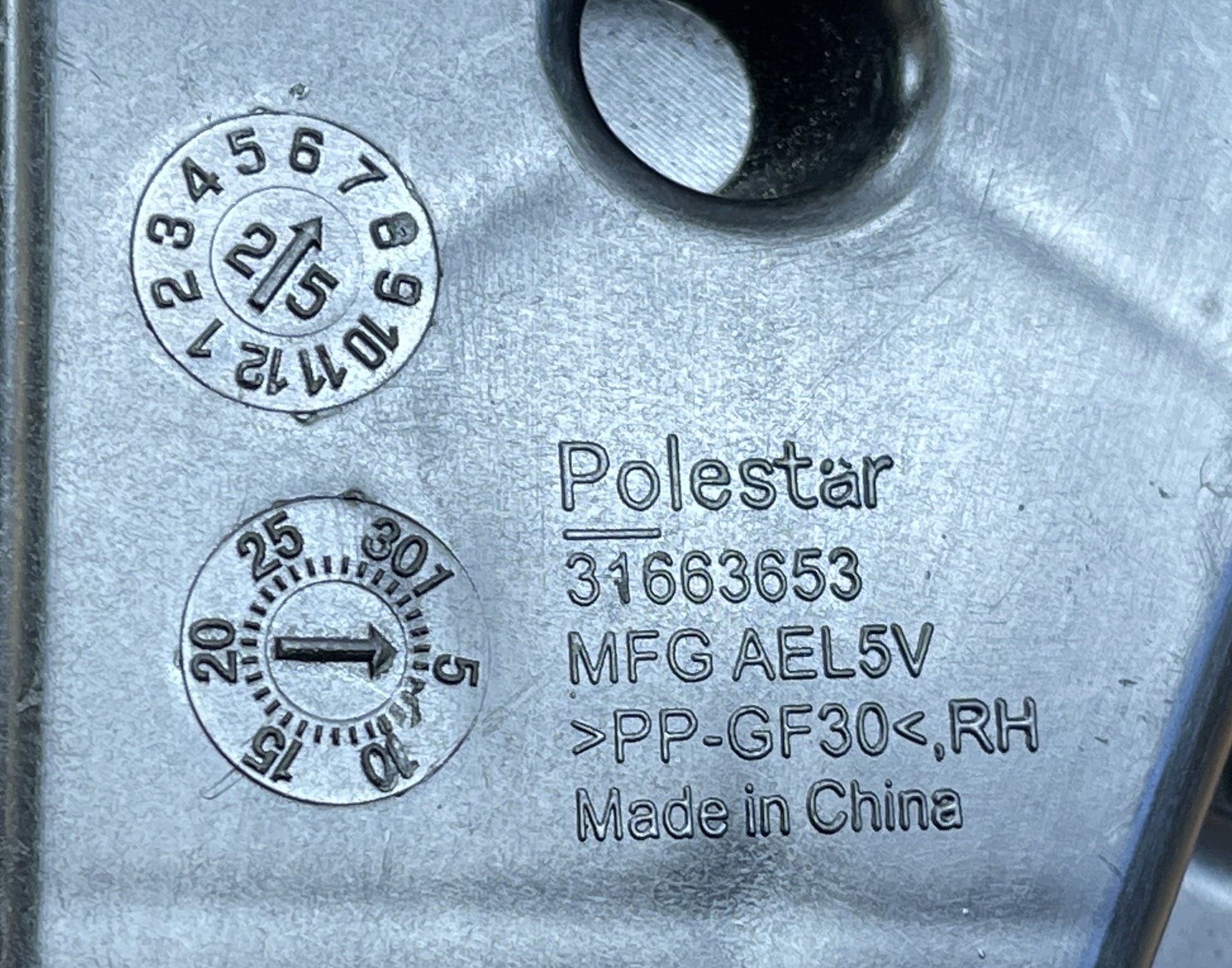 POLESTAR 2 und 2020- stoßstangenhalterung stütze halter der stoßstange heck rechts 31663653