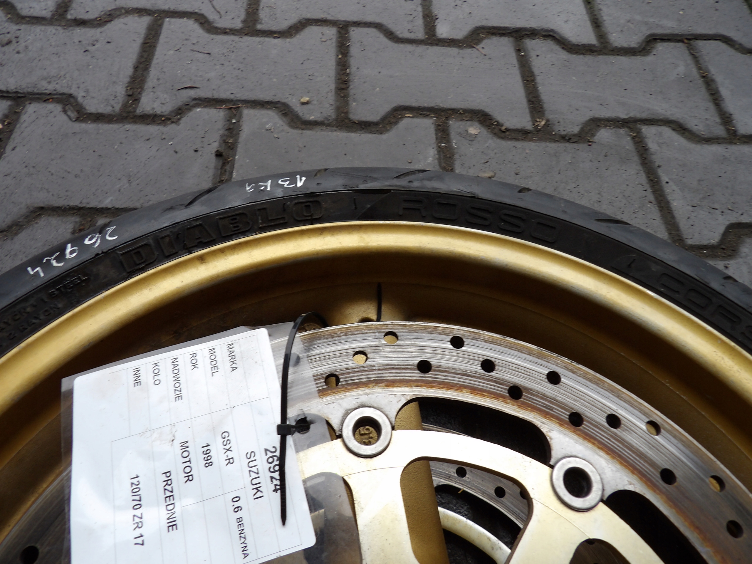 Motocykl Suzuki GSX-R 600 koło przednie 17" 120/70/ZR17 J17xMT3.50 Producent felg Suzuki OE