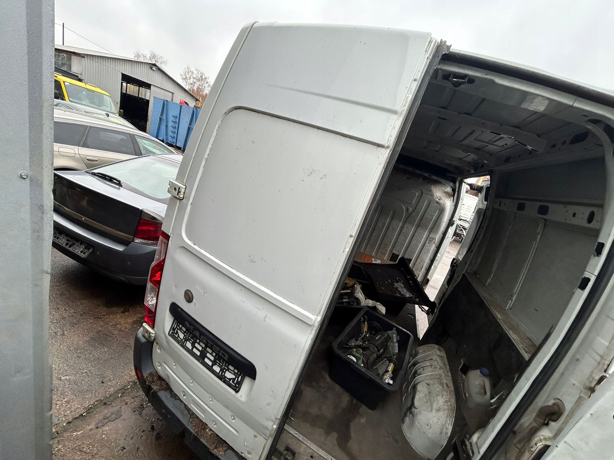 door complete left rear part RENAULT MASTER III