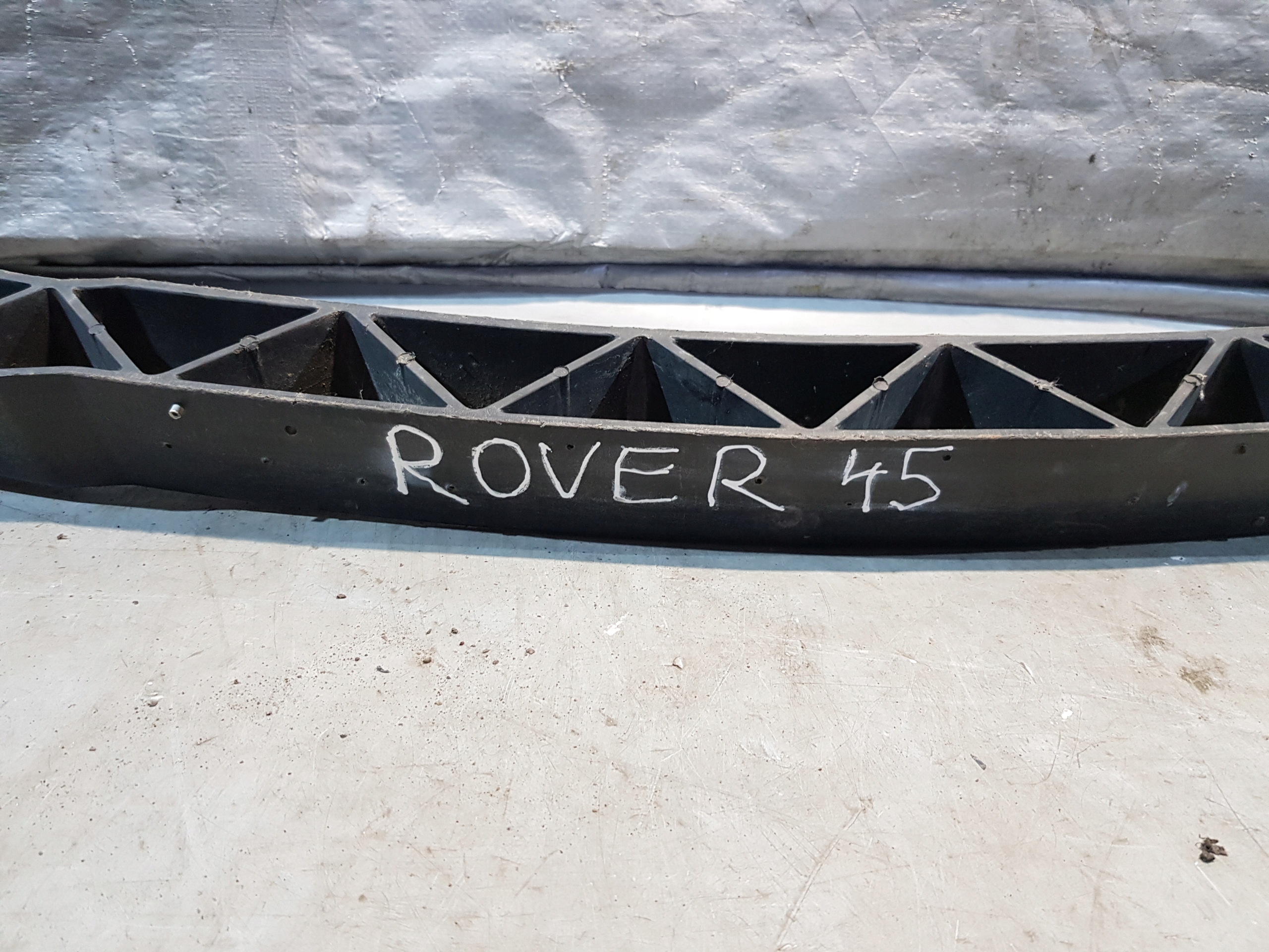 ROVER 45 Traverse pare choc Traverse Pare choc