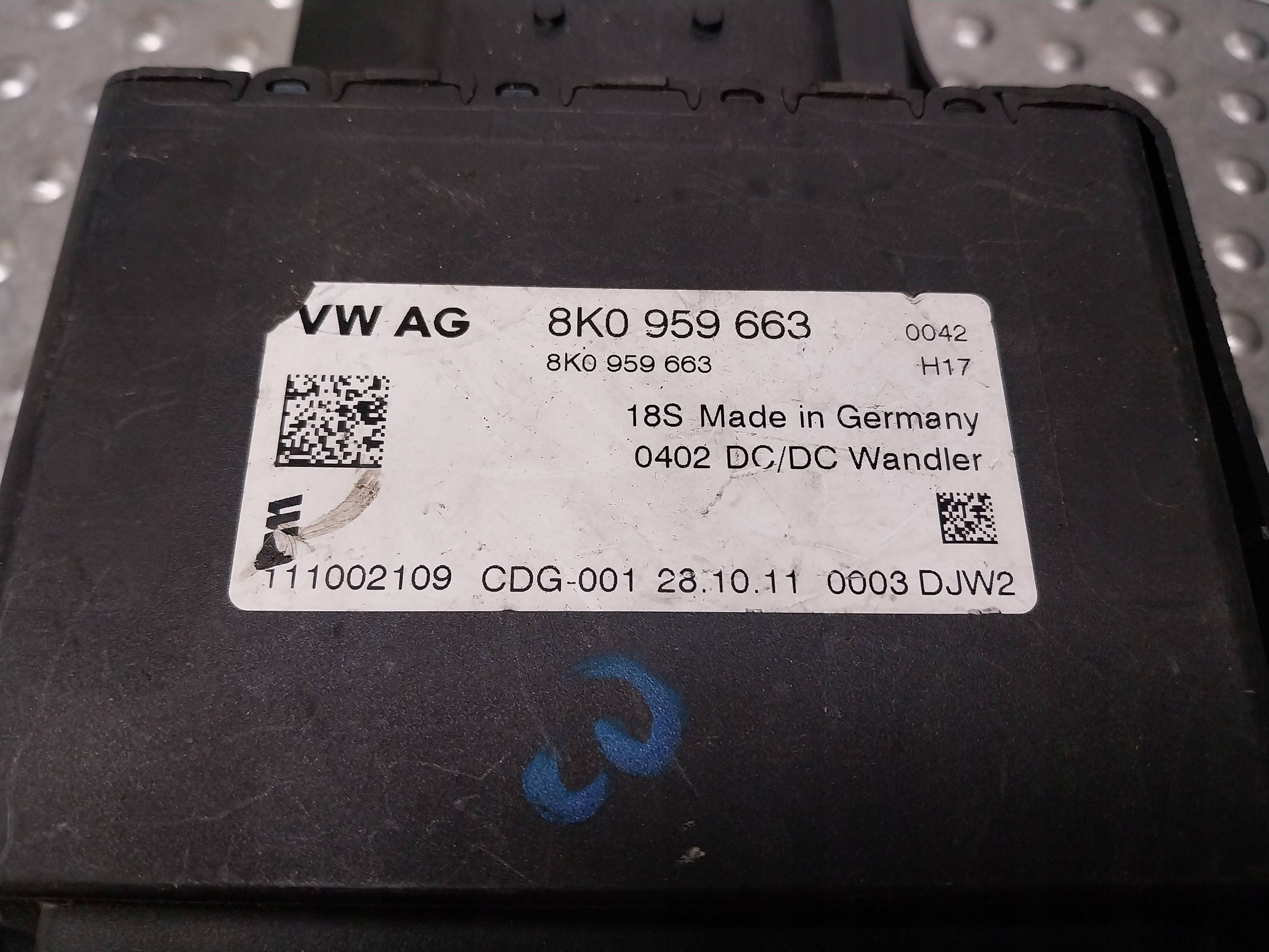 Module STABILIZATOR de tension 8K0959663 AUDI A4 B8 A5 8T A6 A7 C7 Q5 8R
