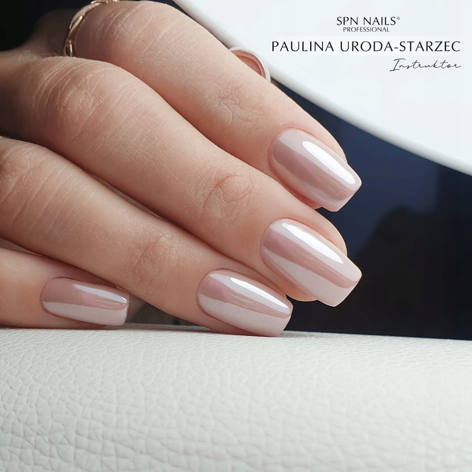 Lakier hybrydowy 766 Rubble 8ml SPN Nails Kolor Odcienie brązu i beżu