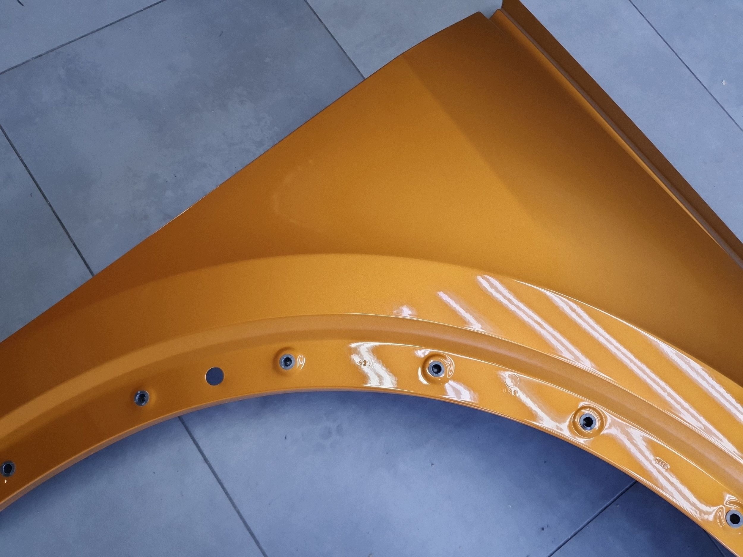 Audi Q8 2022 fender right front 4M8821106A LY2Y
