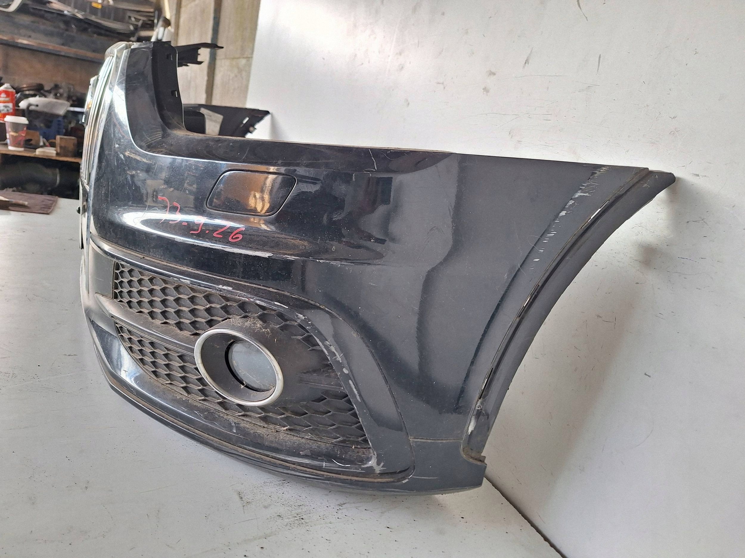 AUDI Q3 8U S-LINE 11-14 bumper+ XENON 8U0807437D