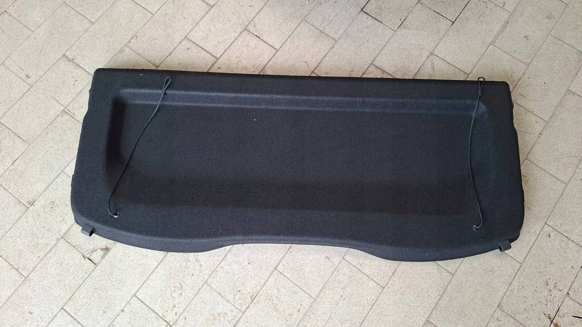 plato boot Mazda 2 64330K0020G