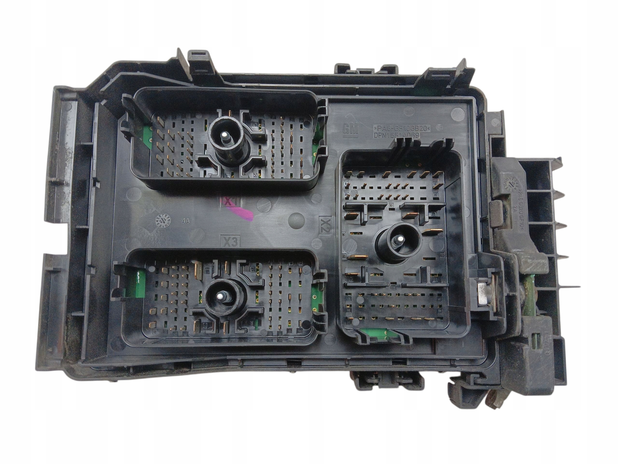 Module fusibles Module OPEL ASTRA V K (2015-2019) 39040852