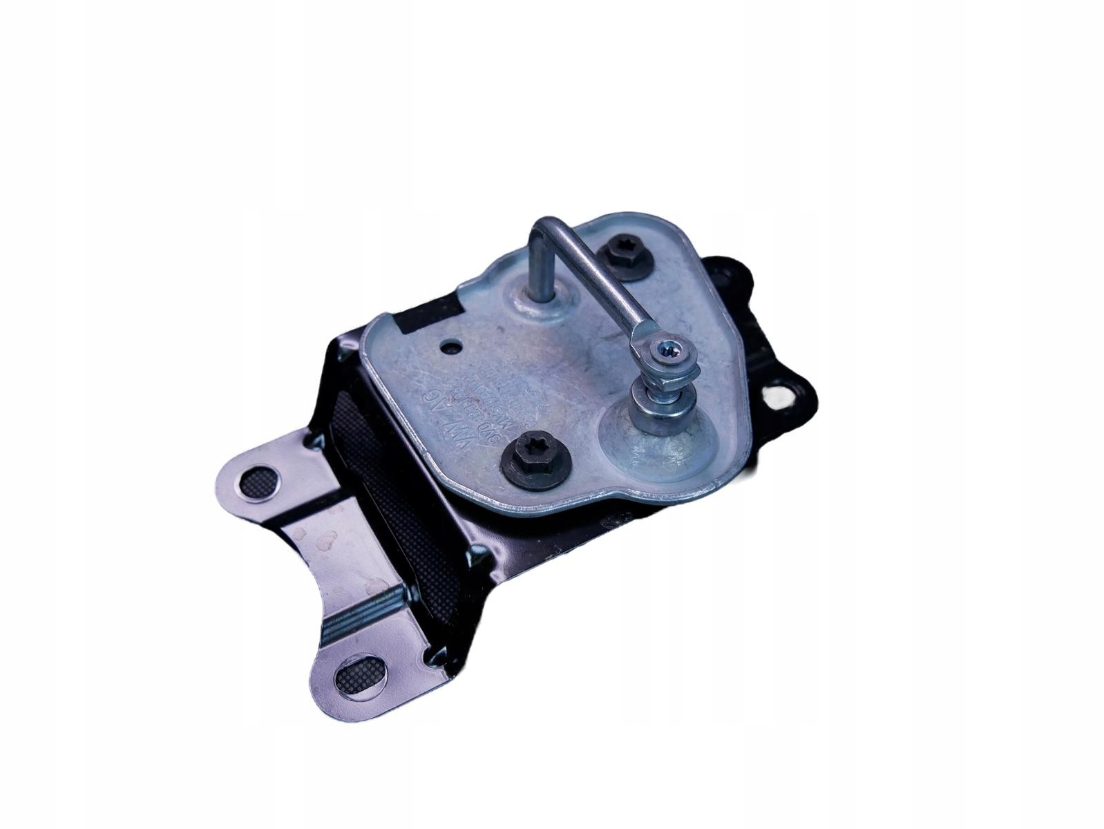 CUPRA FORMENTOR болт капота правый 5ff823144