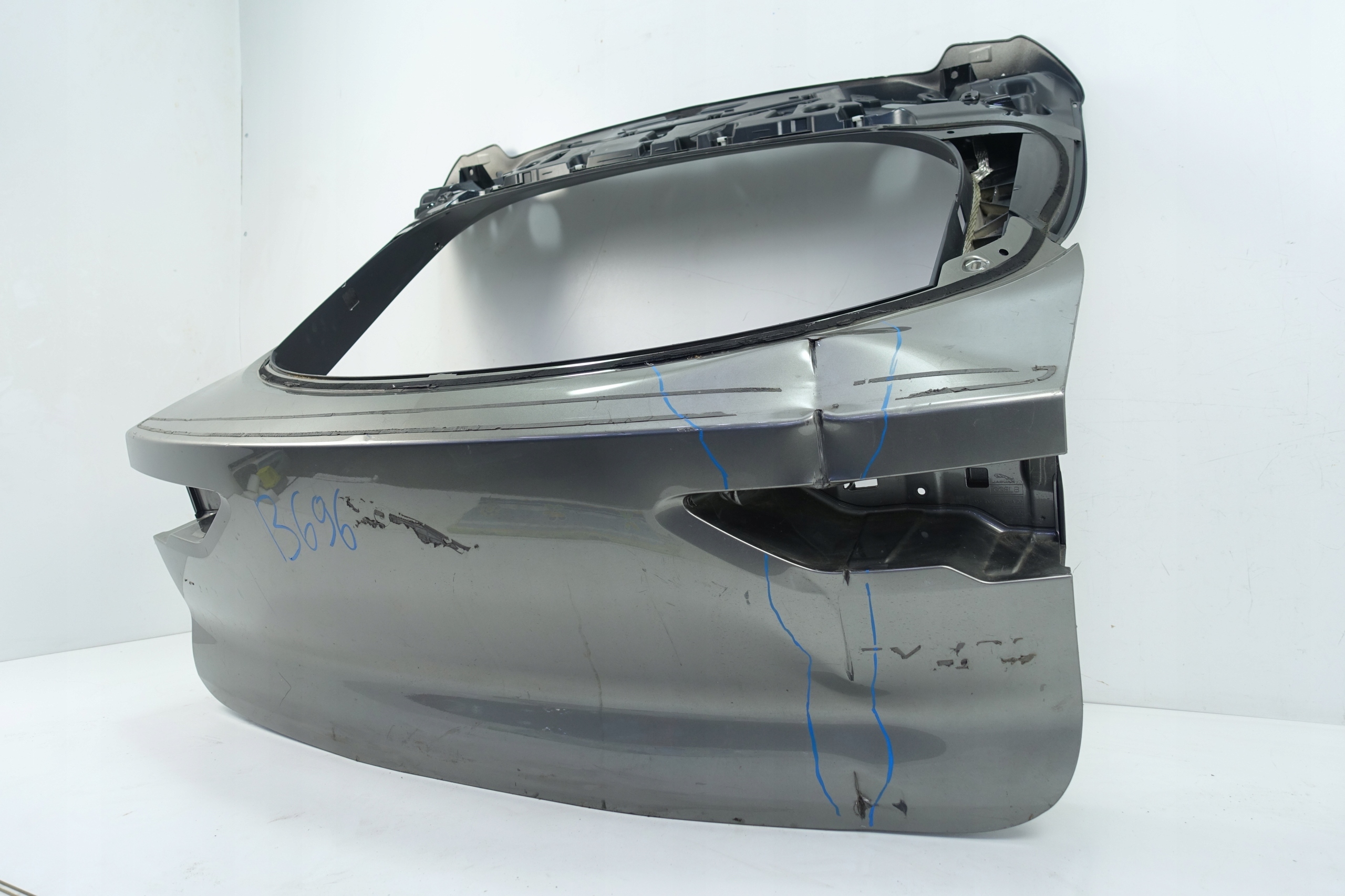 trunk door boot rear part JAGUAR and-PACE