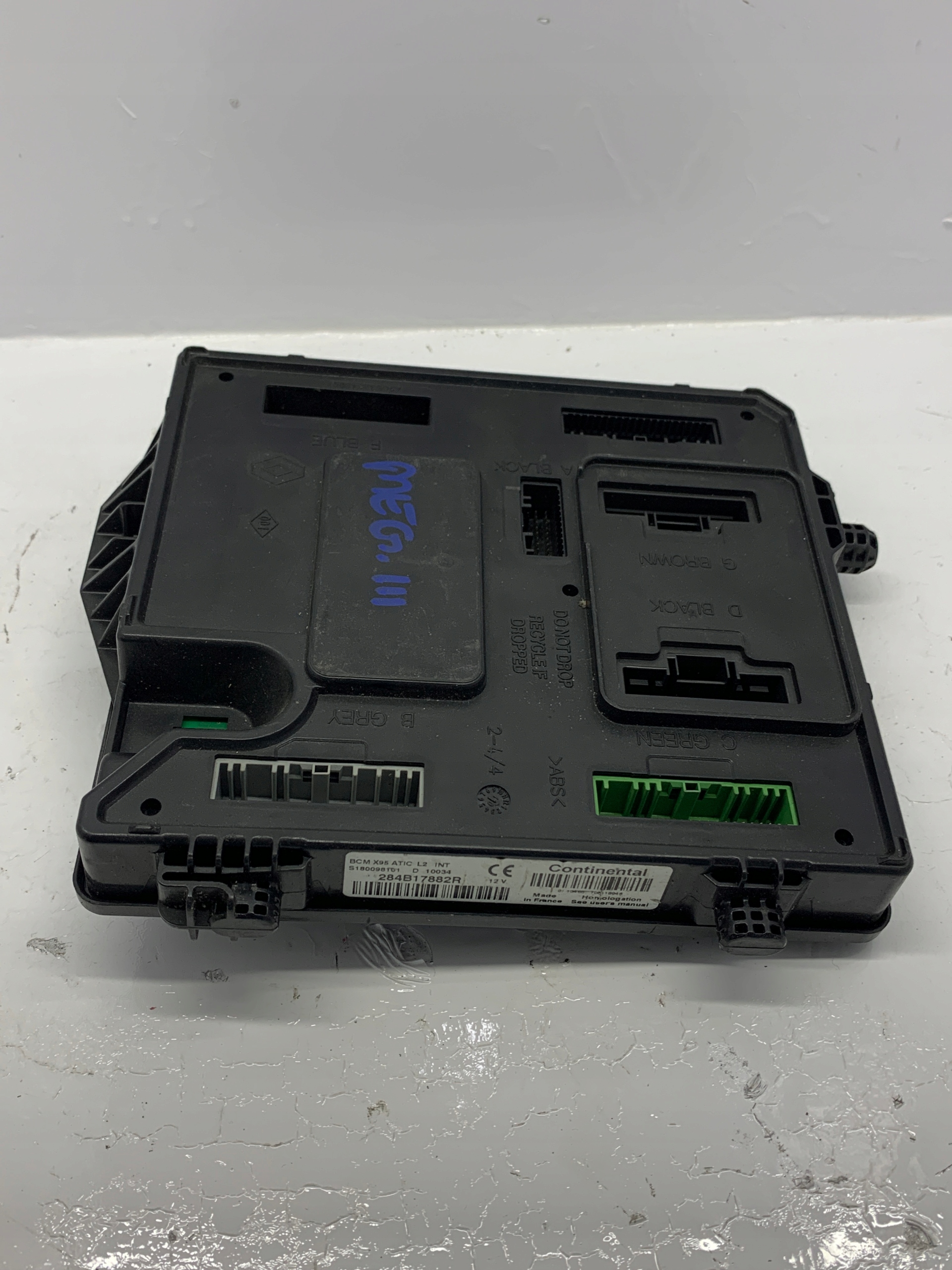 module control unit BCM 284B17882R RENAULT