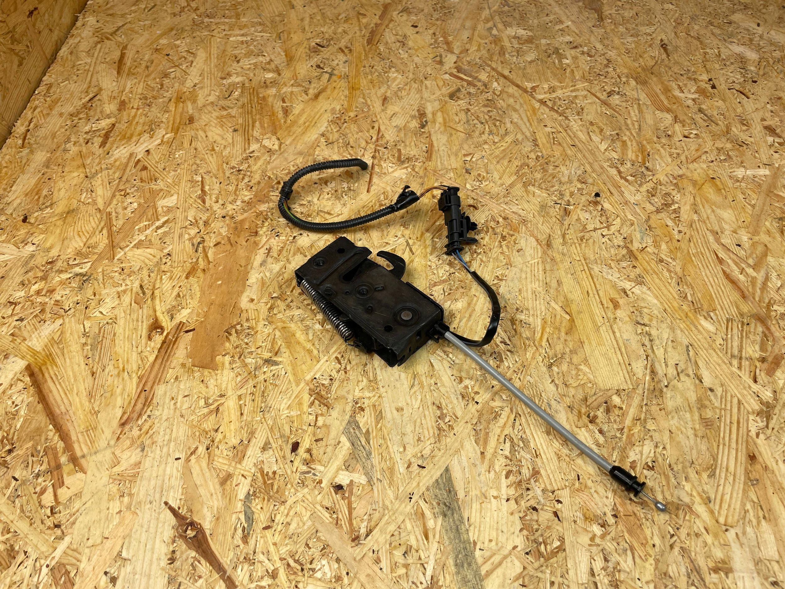 134e5d81476facb8dcecb6142d38