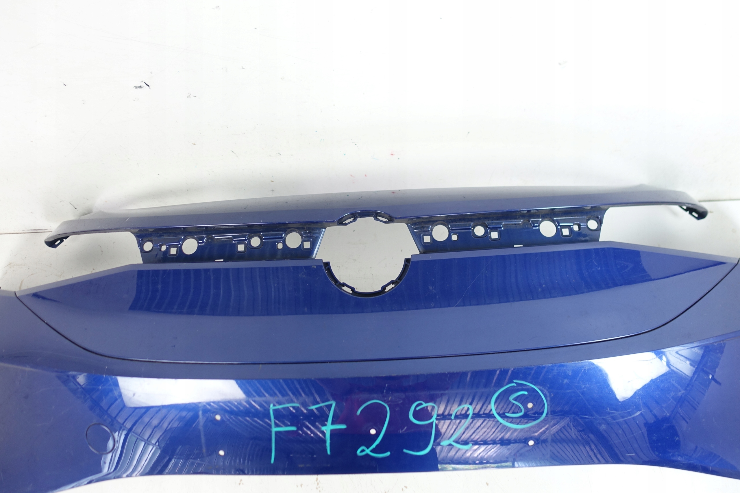 VW ID4 ID.4 2020- nárazník předek přední 11A807221