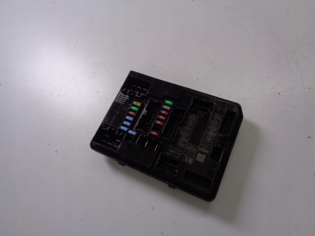 SKRZYNKA BEZPIECZNIKÓW MERCEDES CITAN II W420 1.5 D 2022 ROK