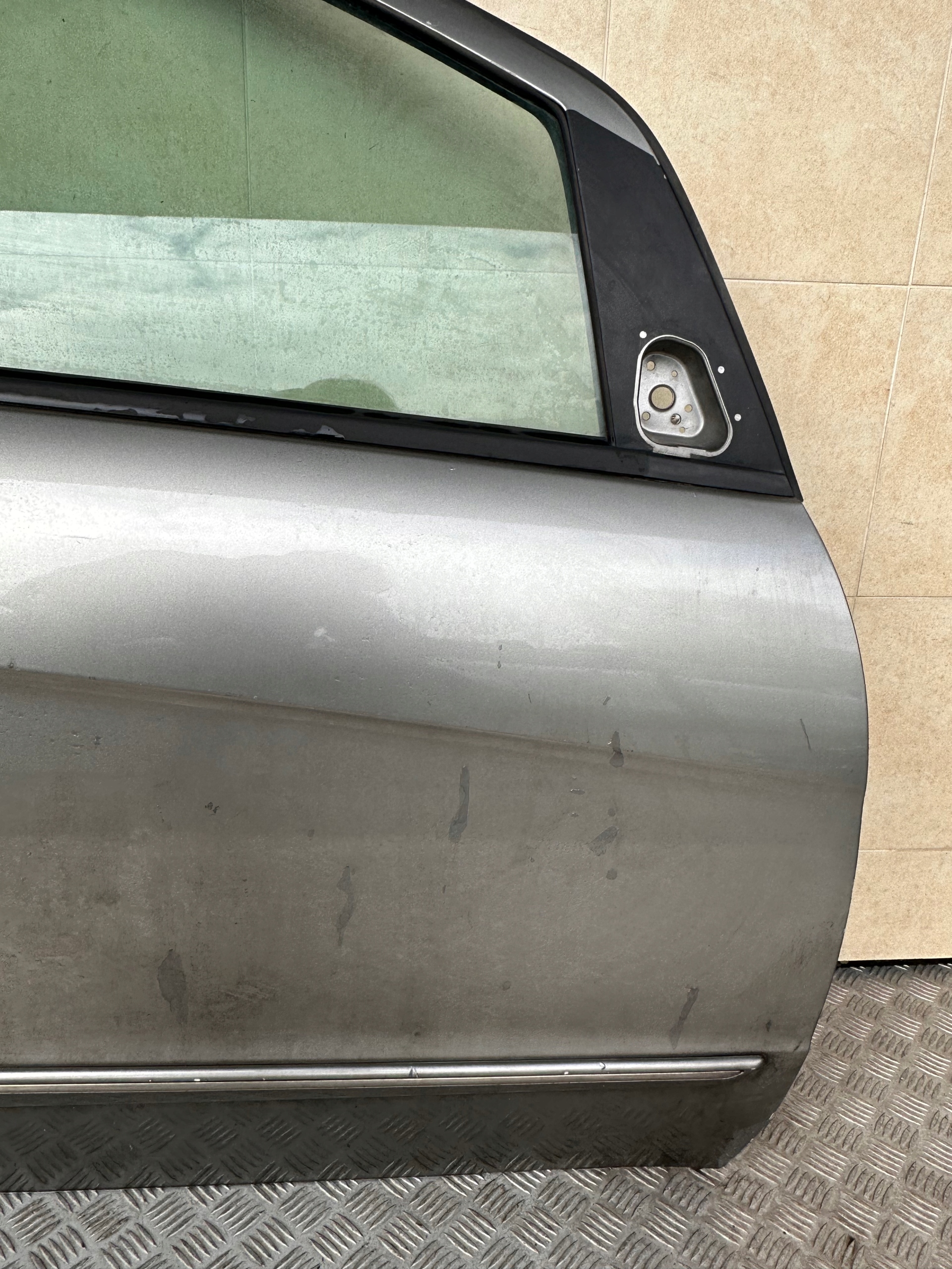 tür vorne rechts MERCEDES W245
