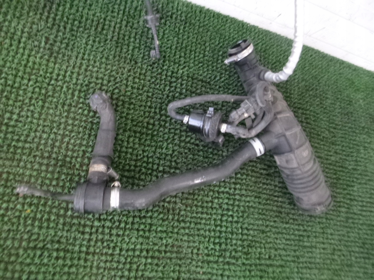 DACIA RENAULT pipe wiring original 165764382R