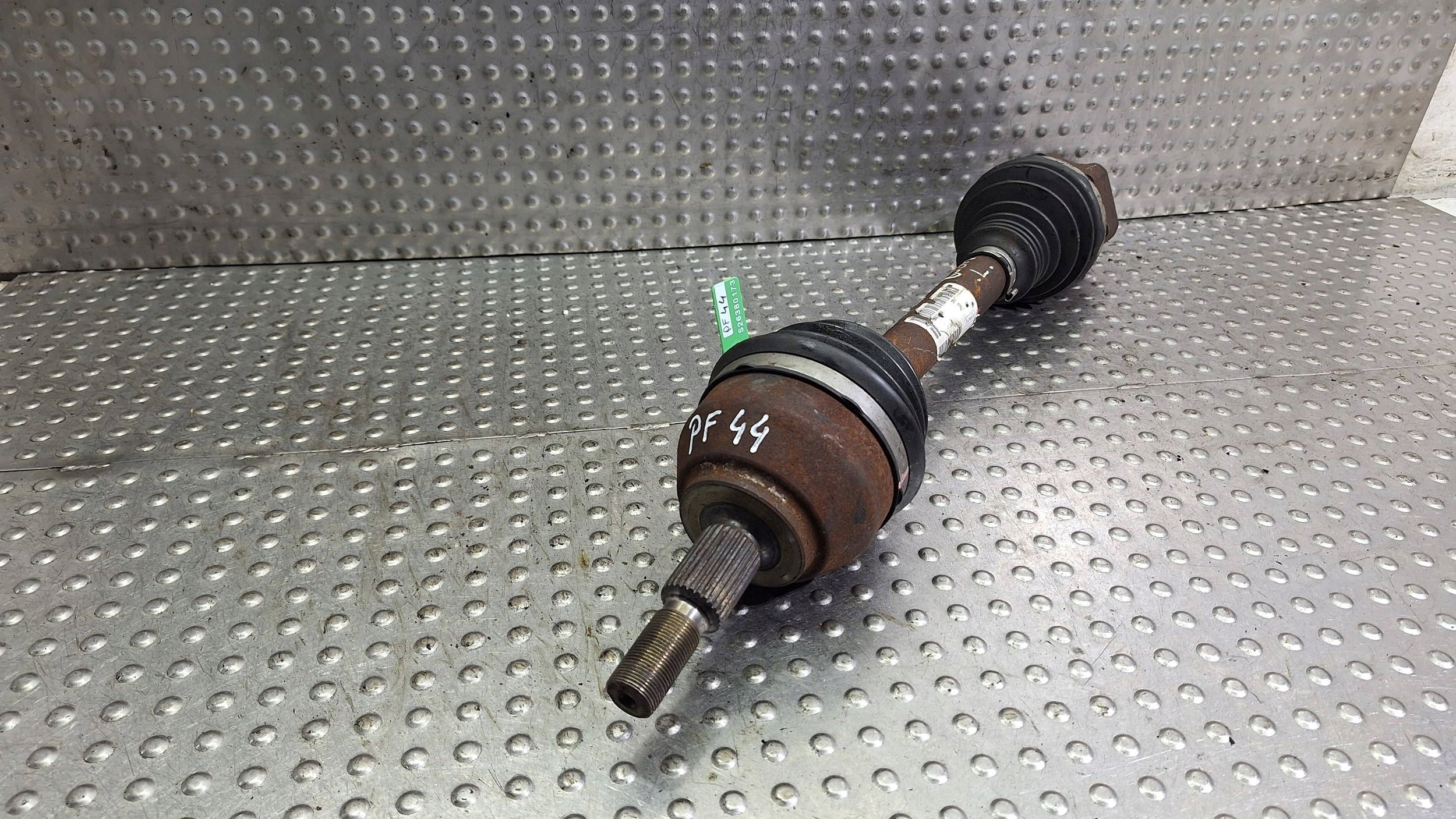 semi-axis left front AUTOMAT AV4N-3B437-AA FORD KUGA MK1 2.0 TDCI