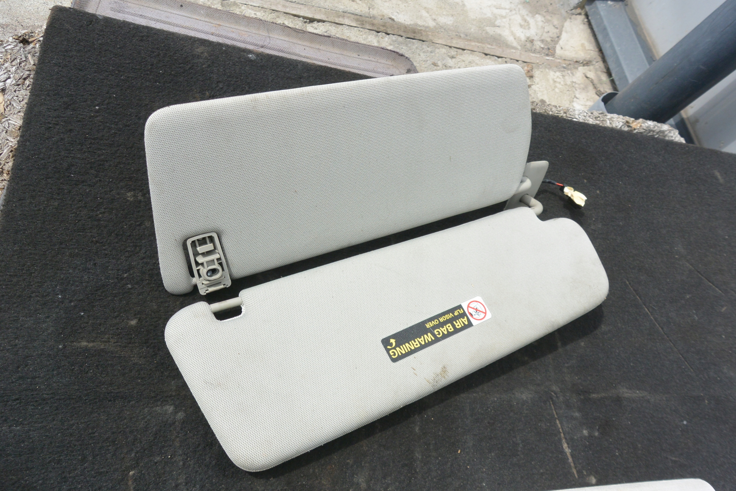 cover PRZECIWSLONECZNA visor right left AUDI Q7 4L KOMPLET