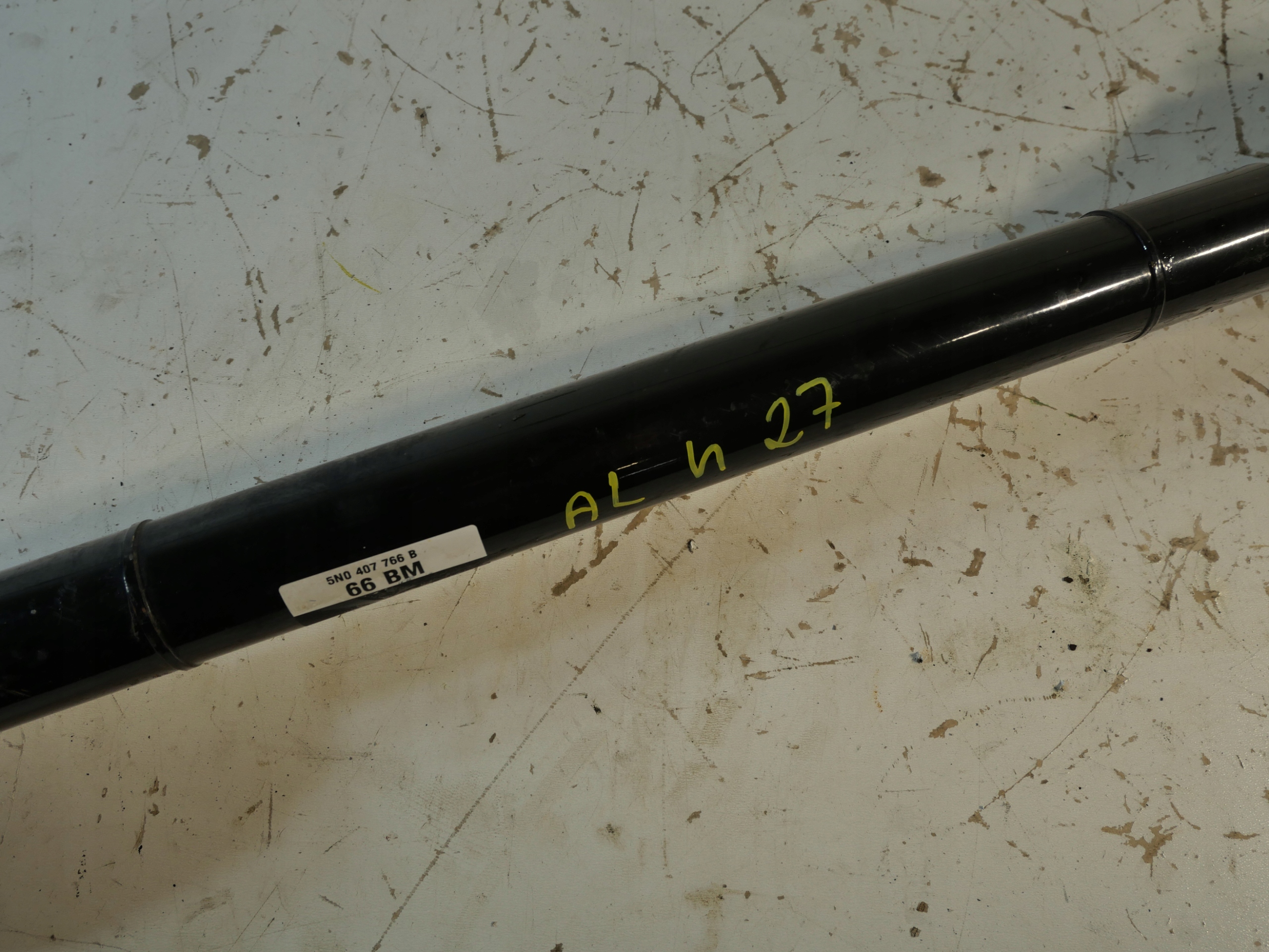AUDI Q3 8U semi-axis right 5N0407766B