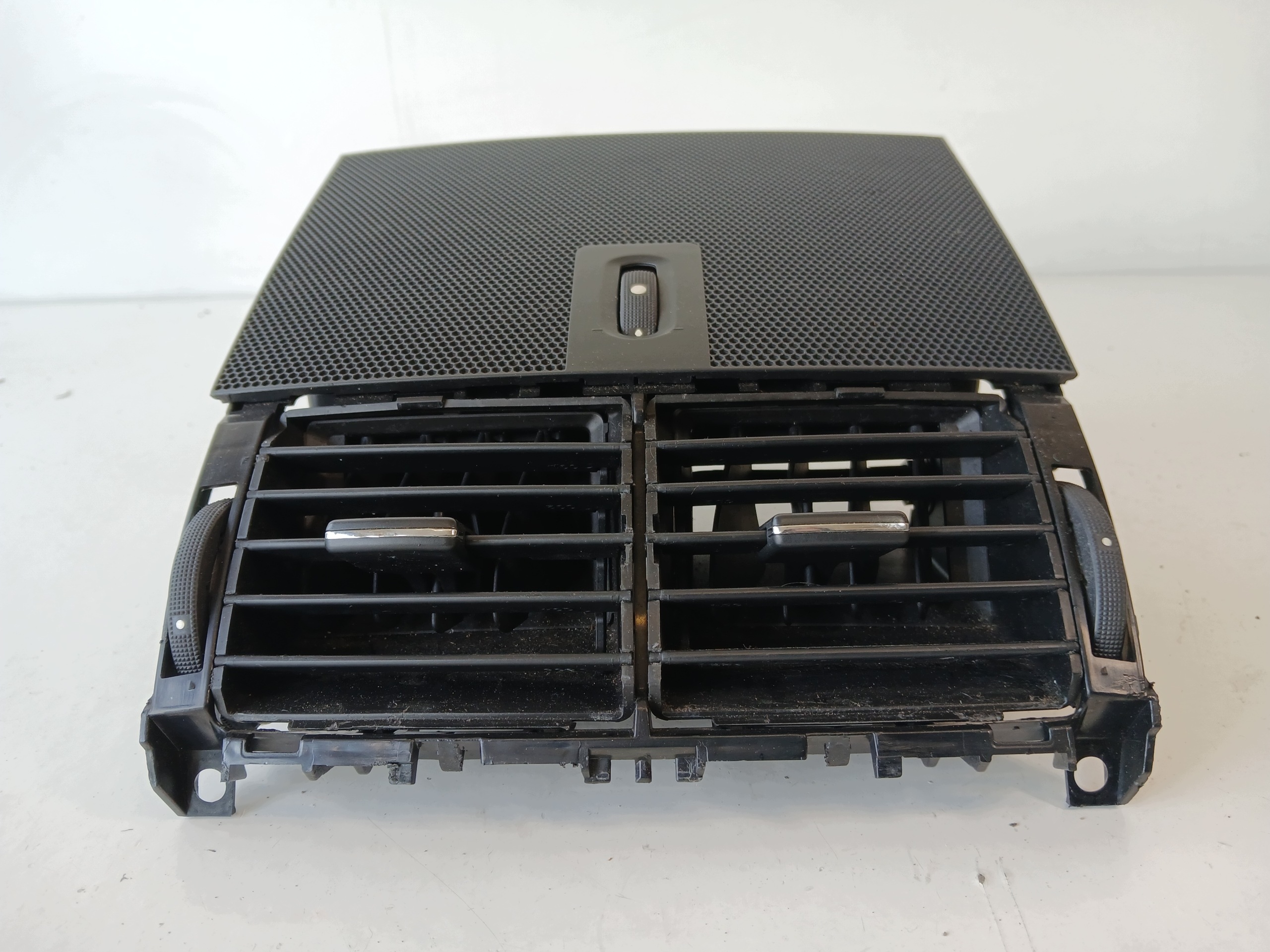 PEUGEOT 407 lüftungsgitter des lüfters mitte abdeckung 9644589777