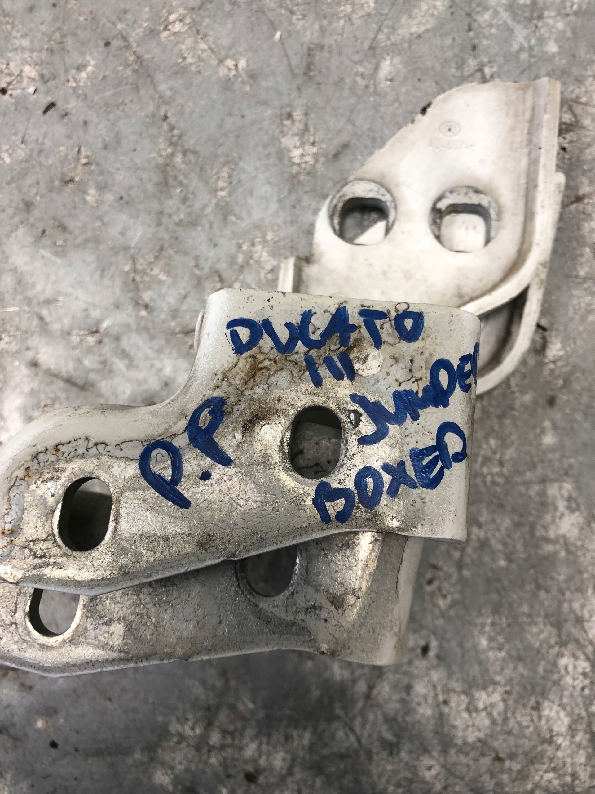 hinges door right front FIAT DUCATO III