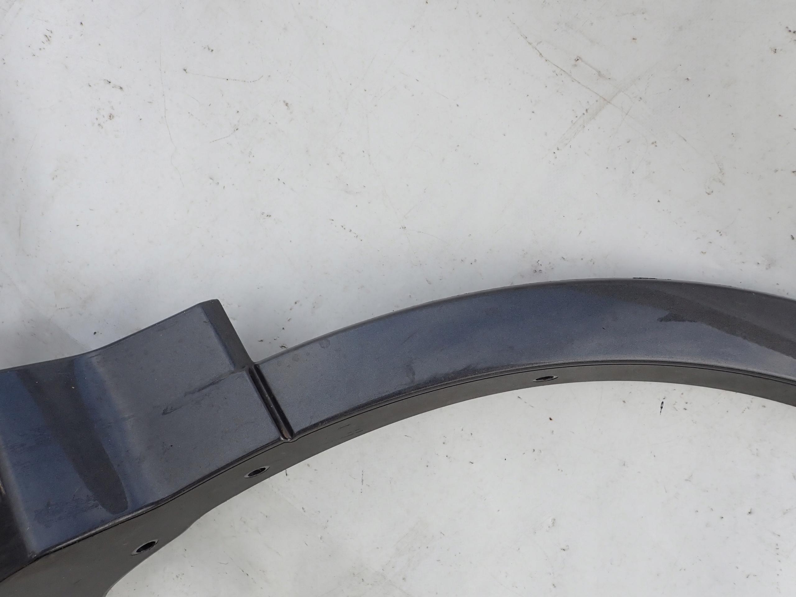 FORD KUGA II TITANIUM 12- moulding right front PDC