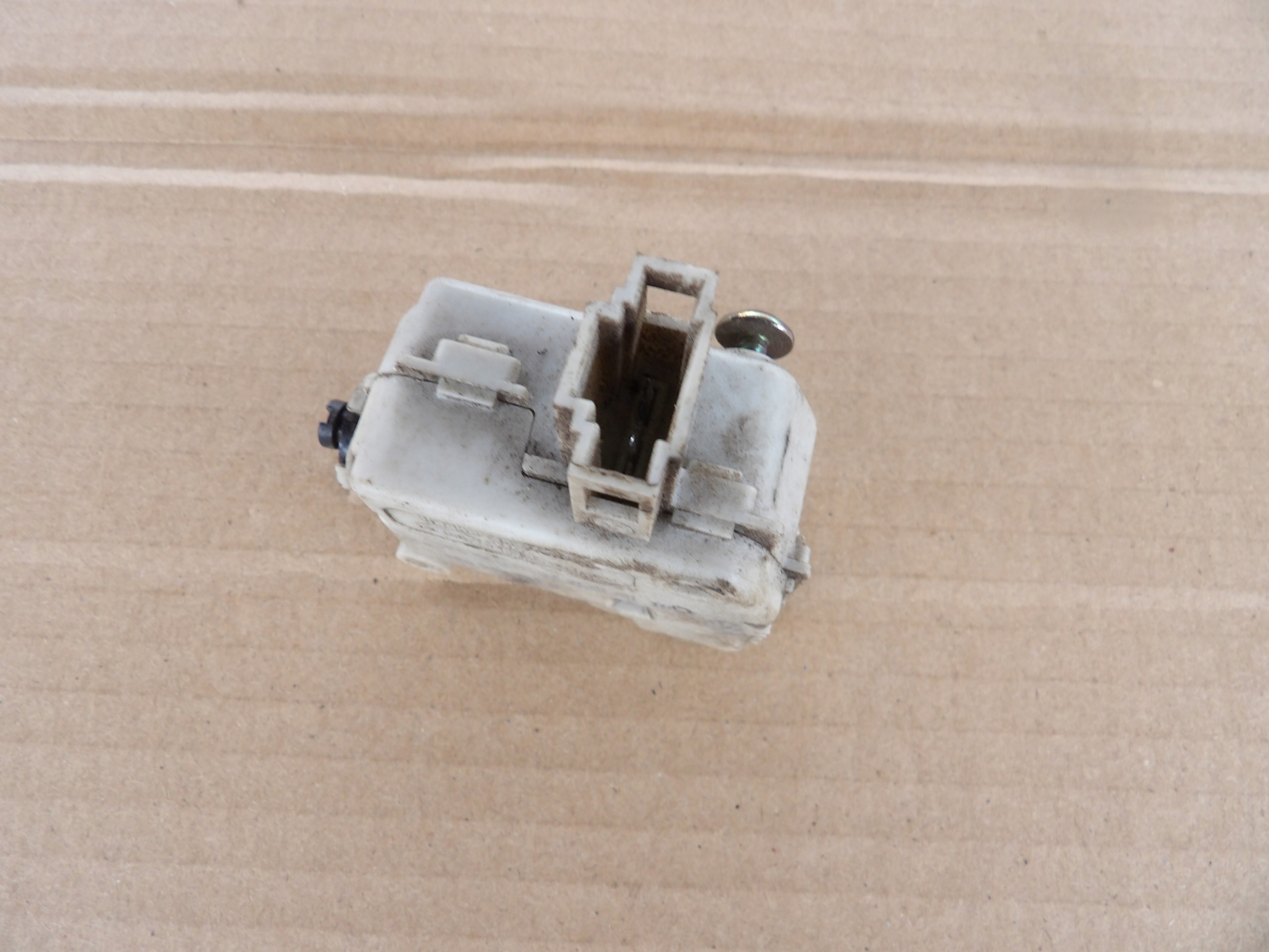 VW PASSAT B5 Dämpfer Tueroeffner heckklappe