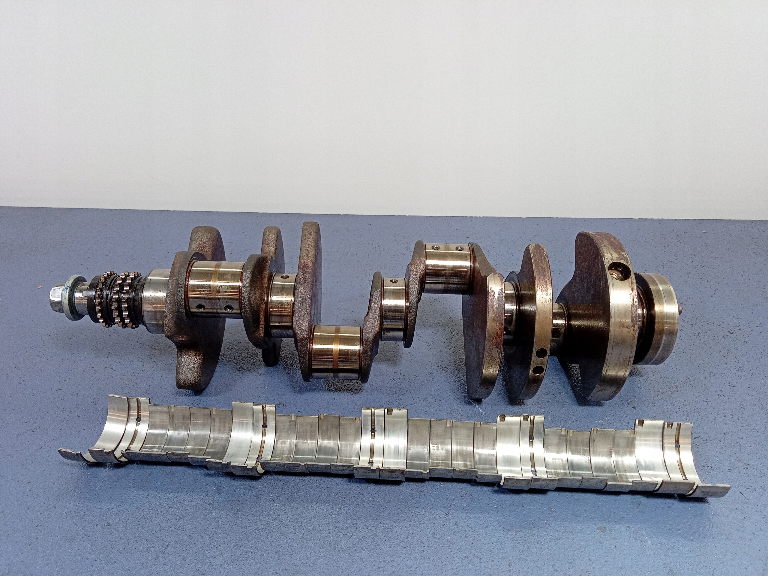 MERCEDES S W221 5.5 V8 WAŁ KORBOWY R273