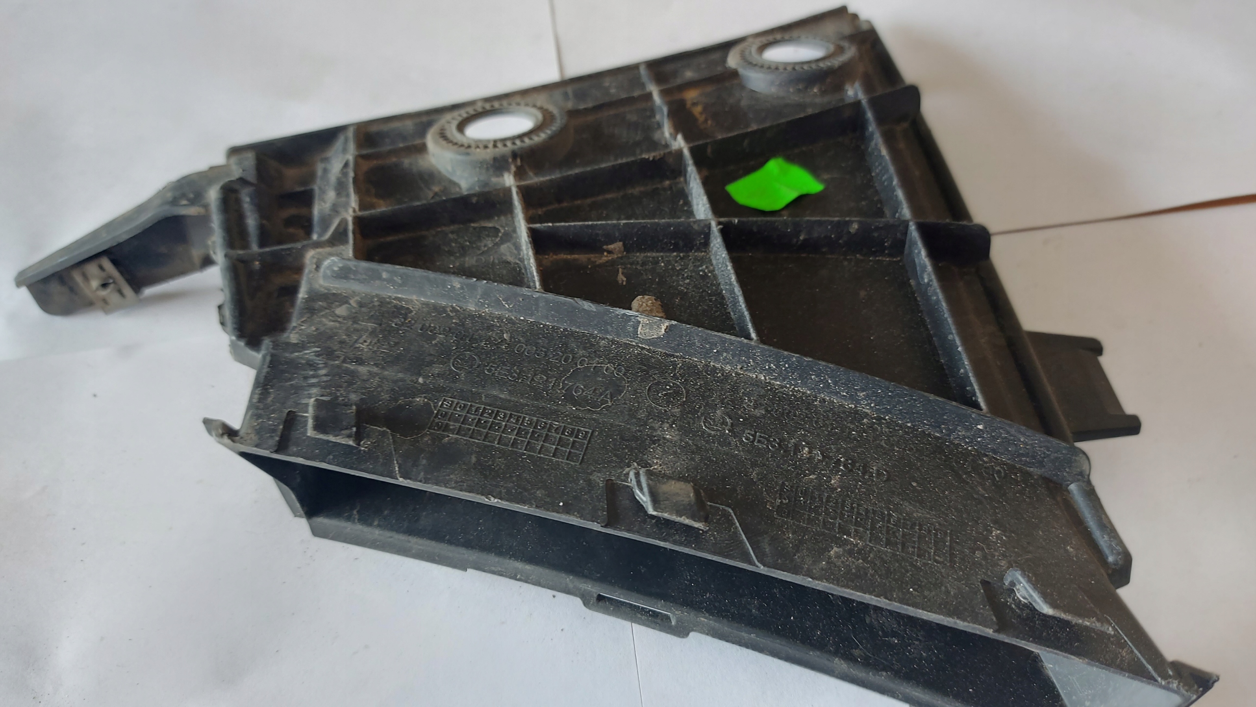air duct air line right right front SKODA OCTAVIA IV 19