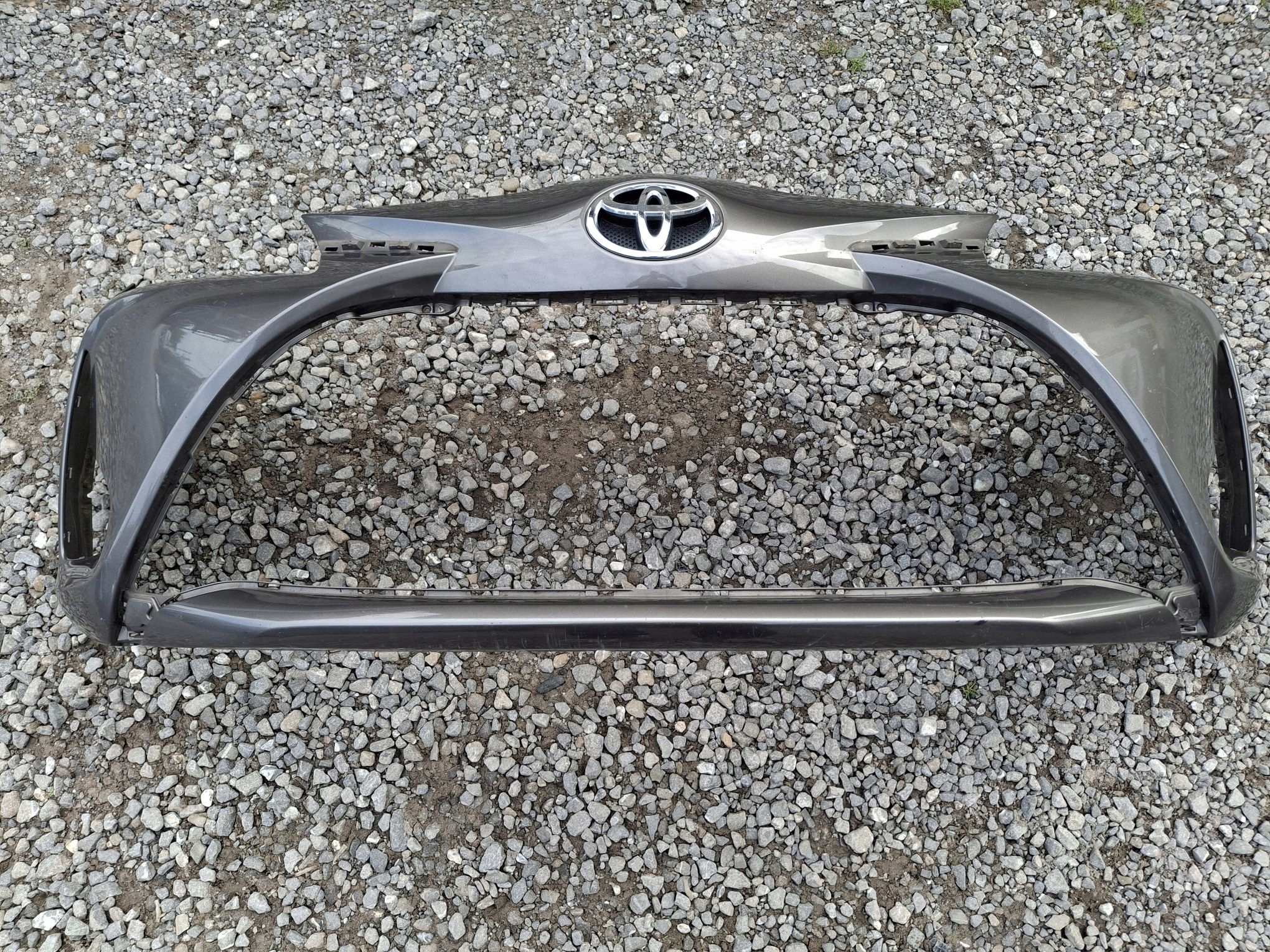 front bumper TOYOTA YARIS III LIFT 2017R->