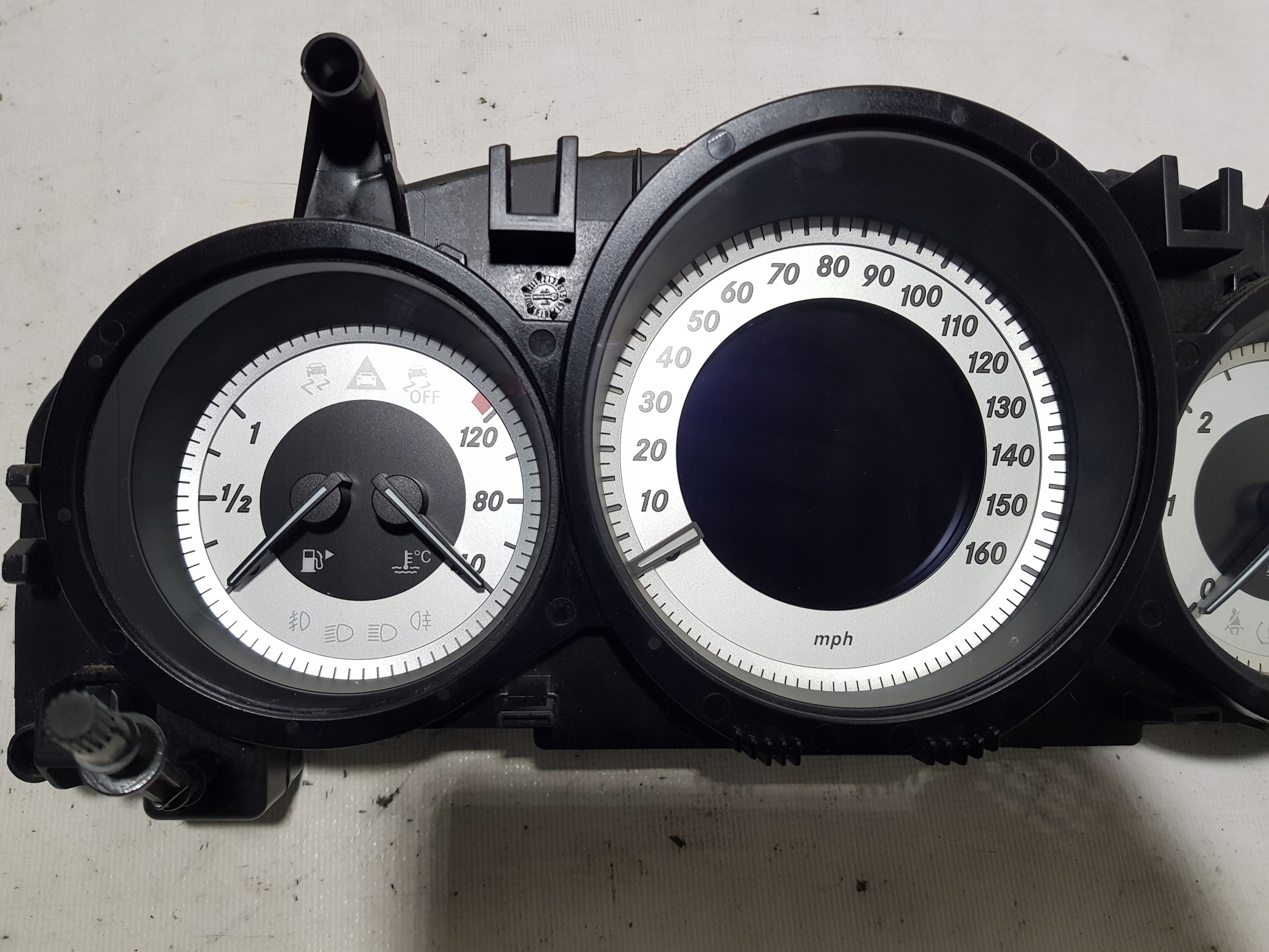 dials dials MERCEDES W204 LIFT 2049004408