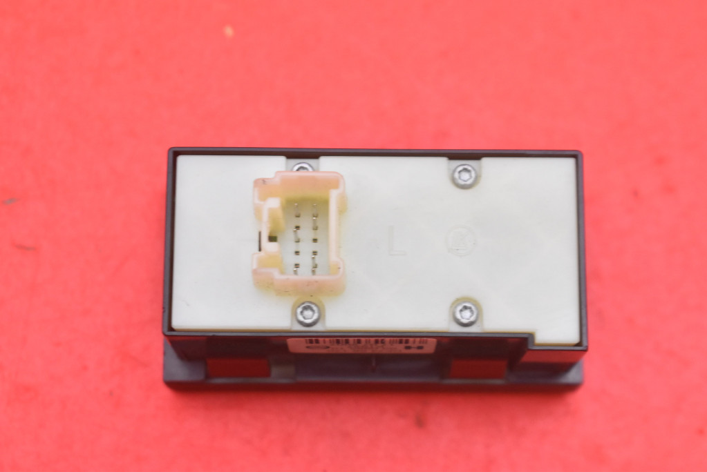 switch switch control of the lights DF74 66 170 MAZDA 2 DE 07-10