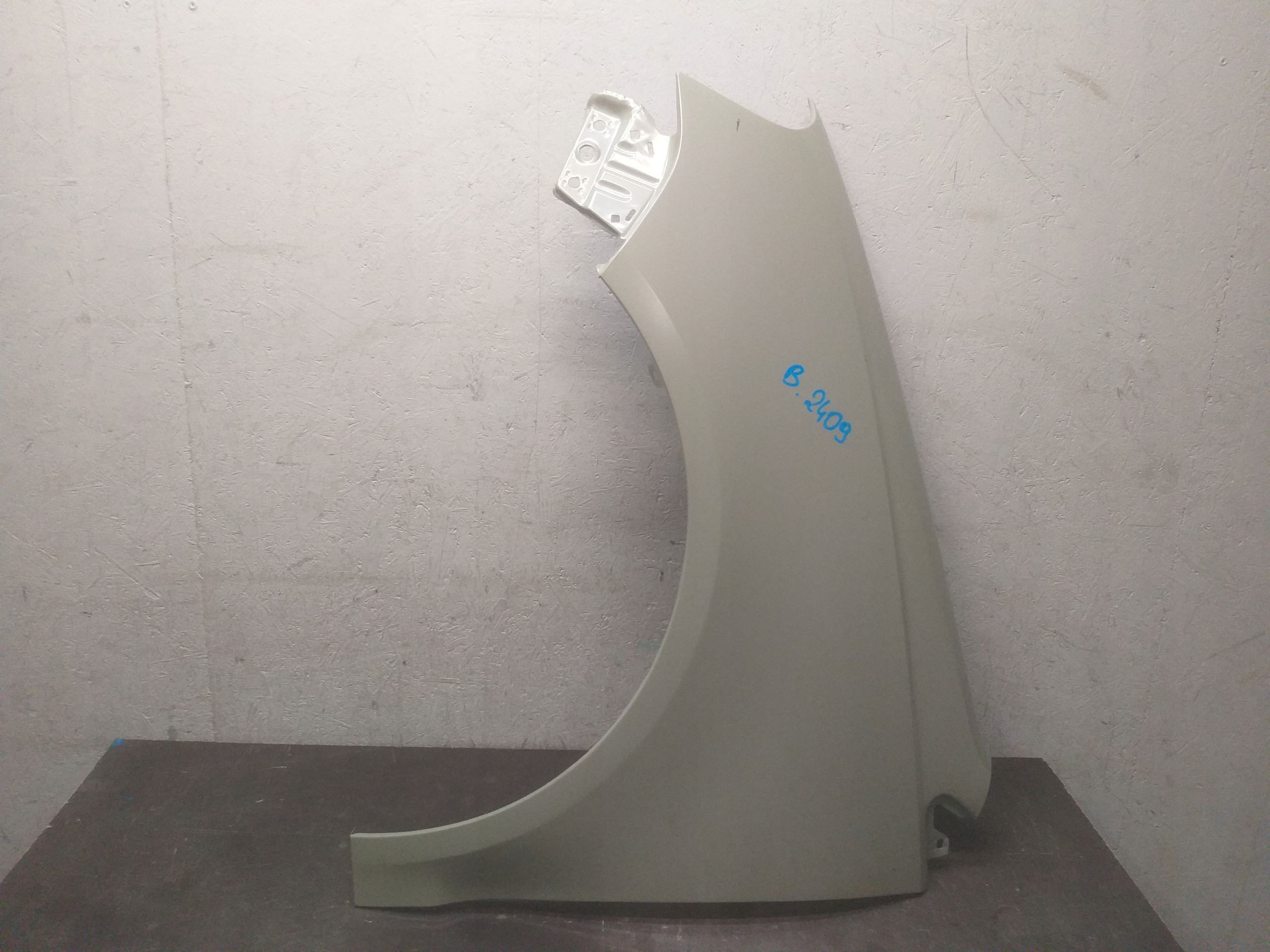 fender front left VW POLO 6Q 05-08 replacement