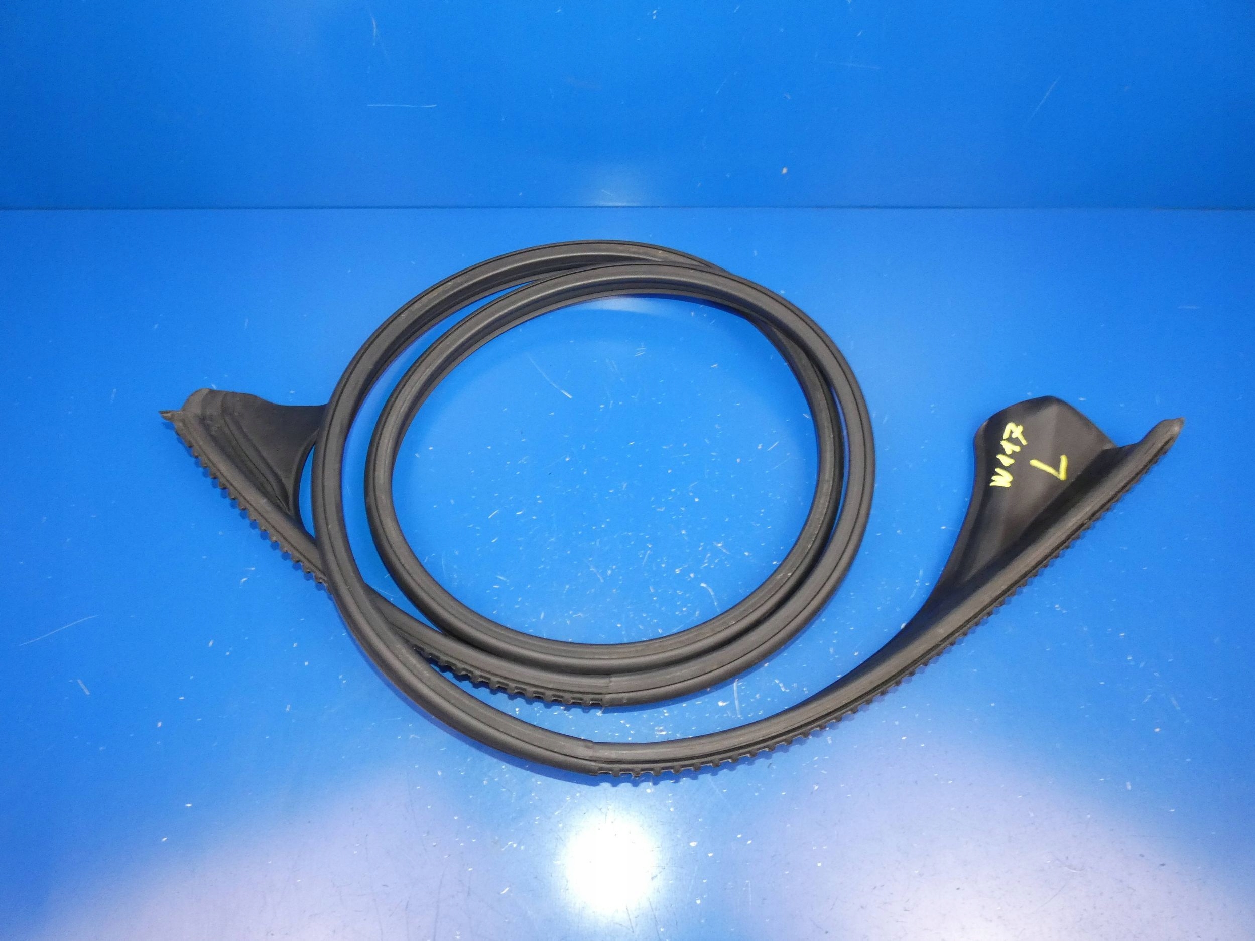 MERCEDES CLA W117 gasket bodywork left