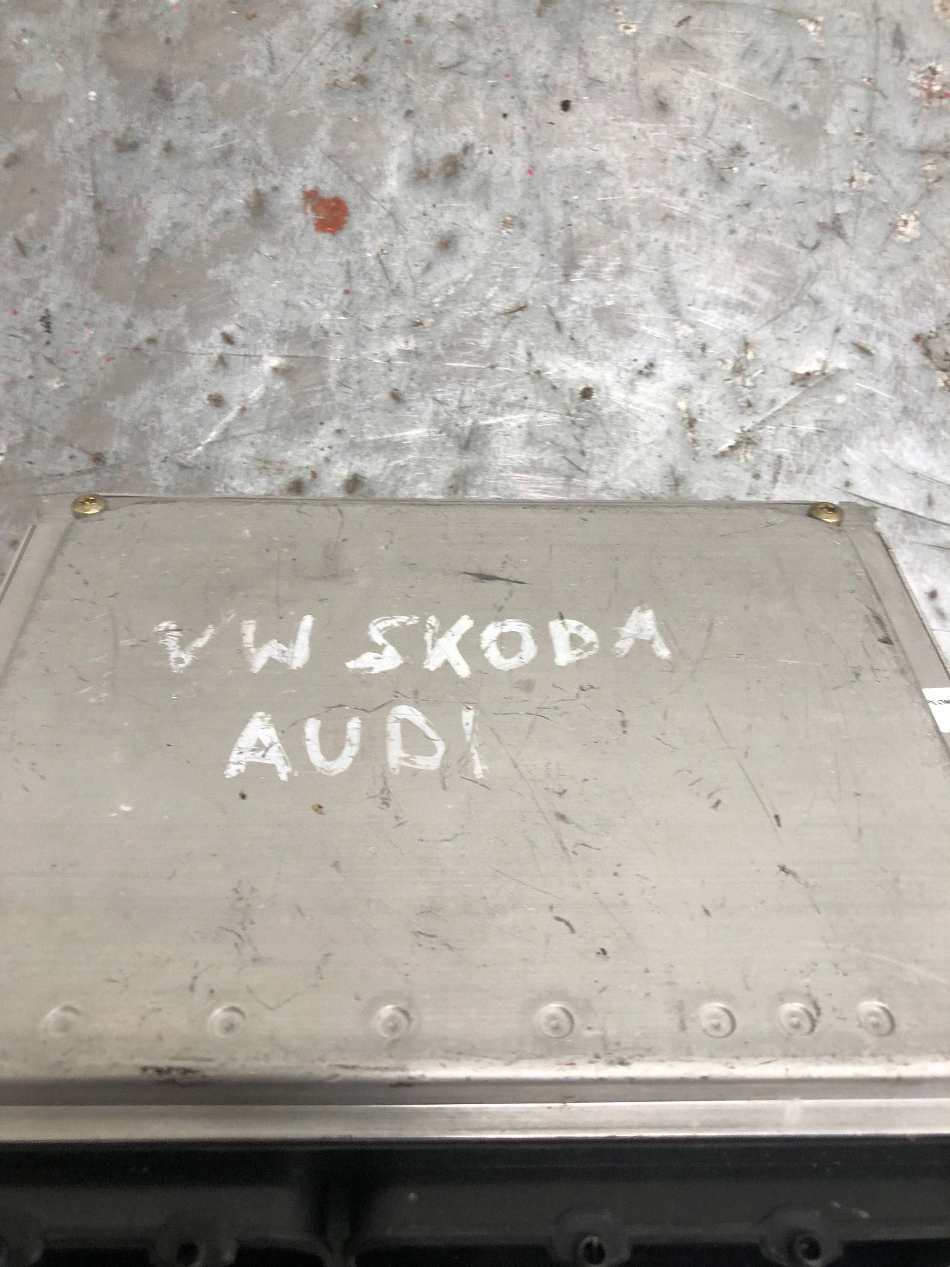 computer of the engine VW SKODA AUDI 8D0907558F