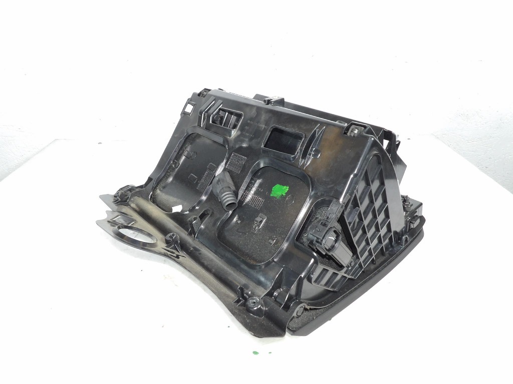 Handschuhfach des Beifahrers VW PASSAT B7 3C1857114E