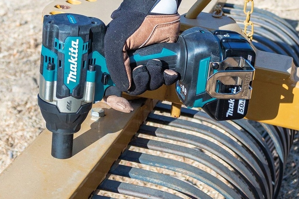 MAKITA KLUCZ UD. 1/2" BLDC XPT LXT 18V 2x 5.0Ah WALIZKA DTW701RTJ Marka Makita