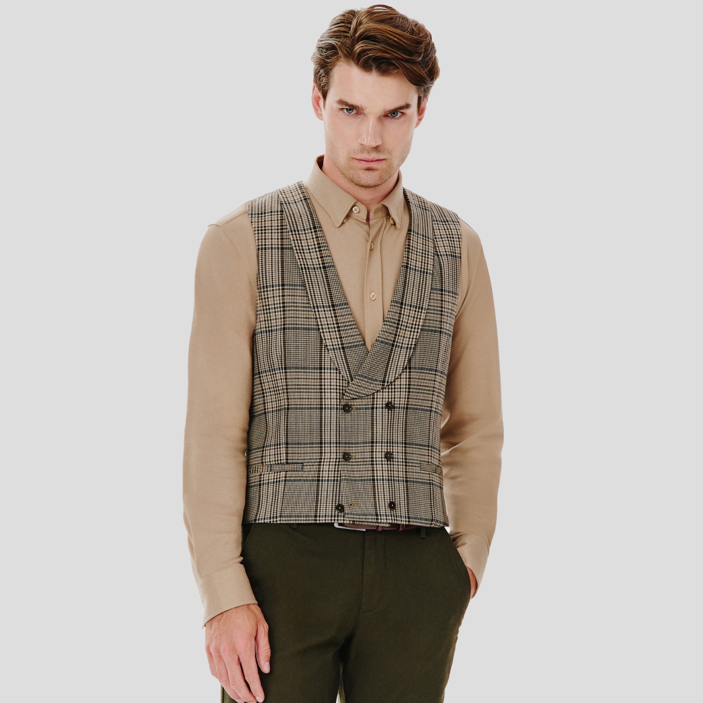 Hnědá dvouřadá pánská vesta s kostkovaným vzorem Pako Lorente, velikost vel