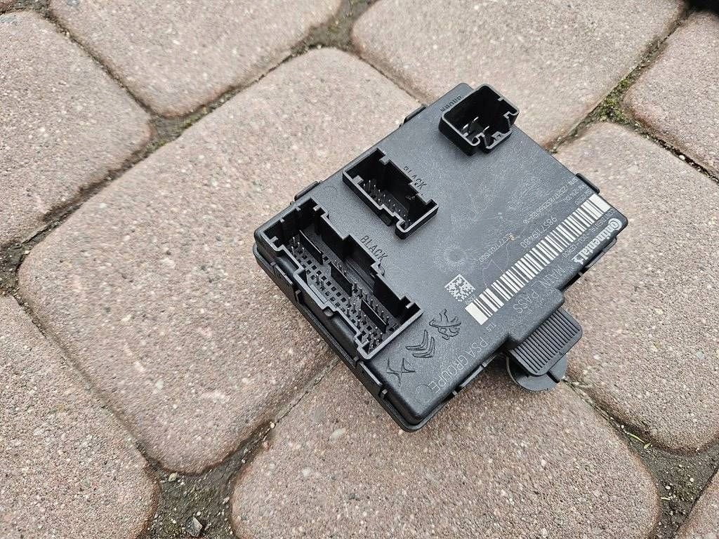 module control unit door right front OPEL ASTRA L 6 VI 9857119480