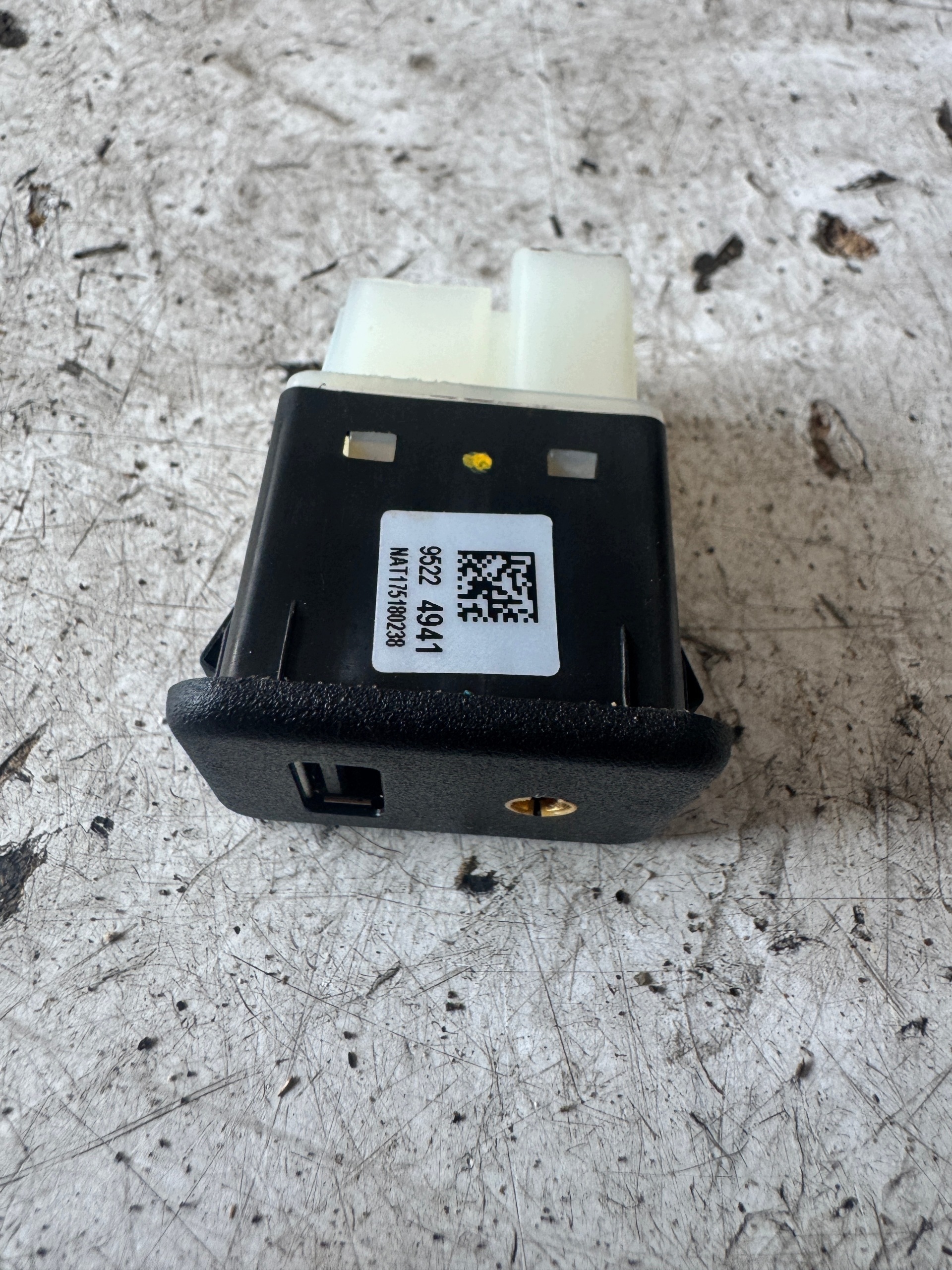 OPEL CORSA E adapter USB AUX 95224941