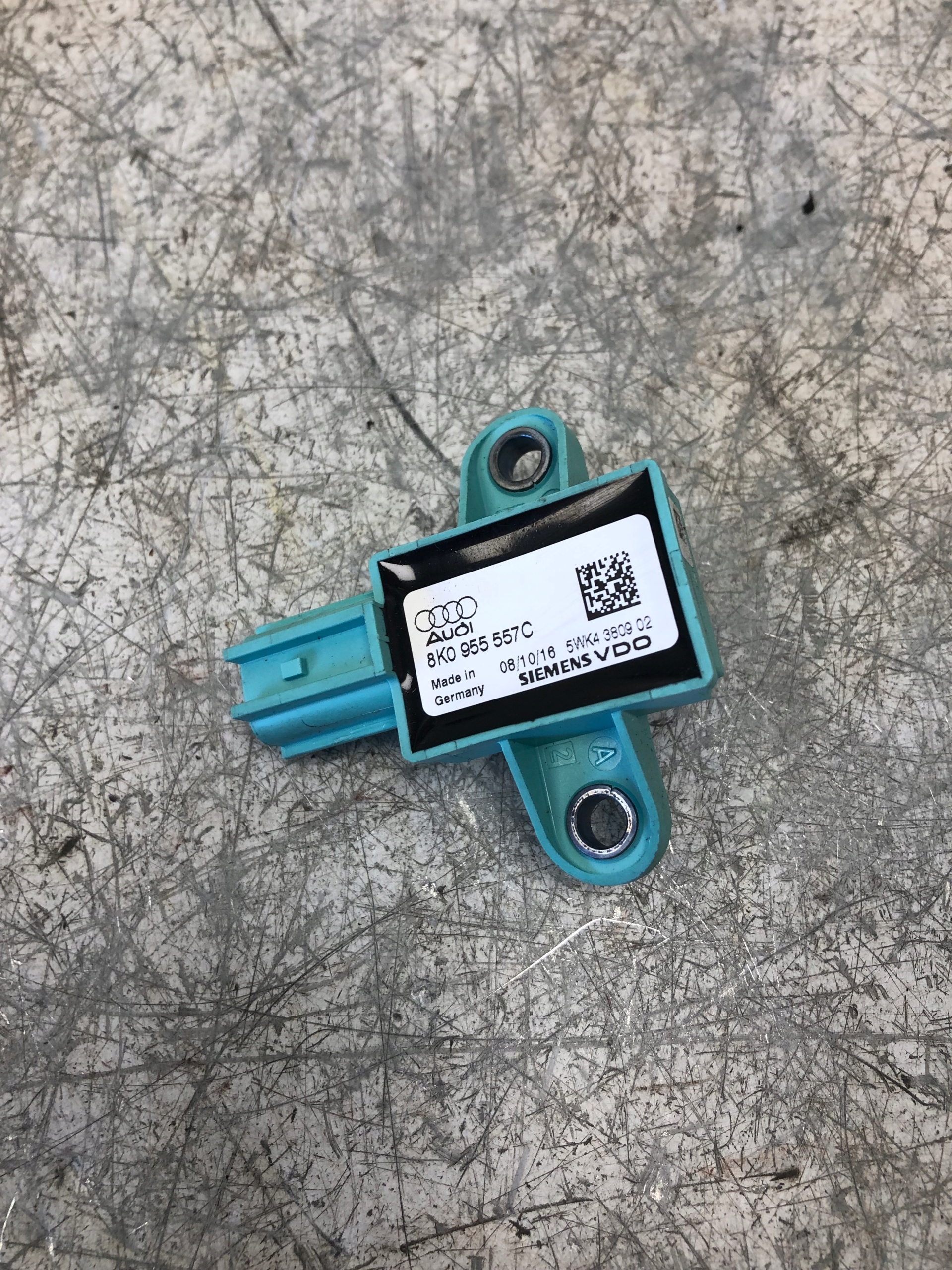 Crashsensor Drucksensor AUDI A5 COUPE 8K0955557C